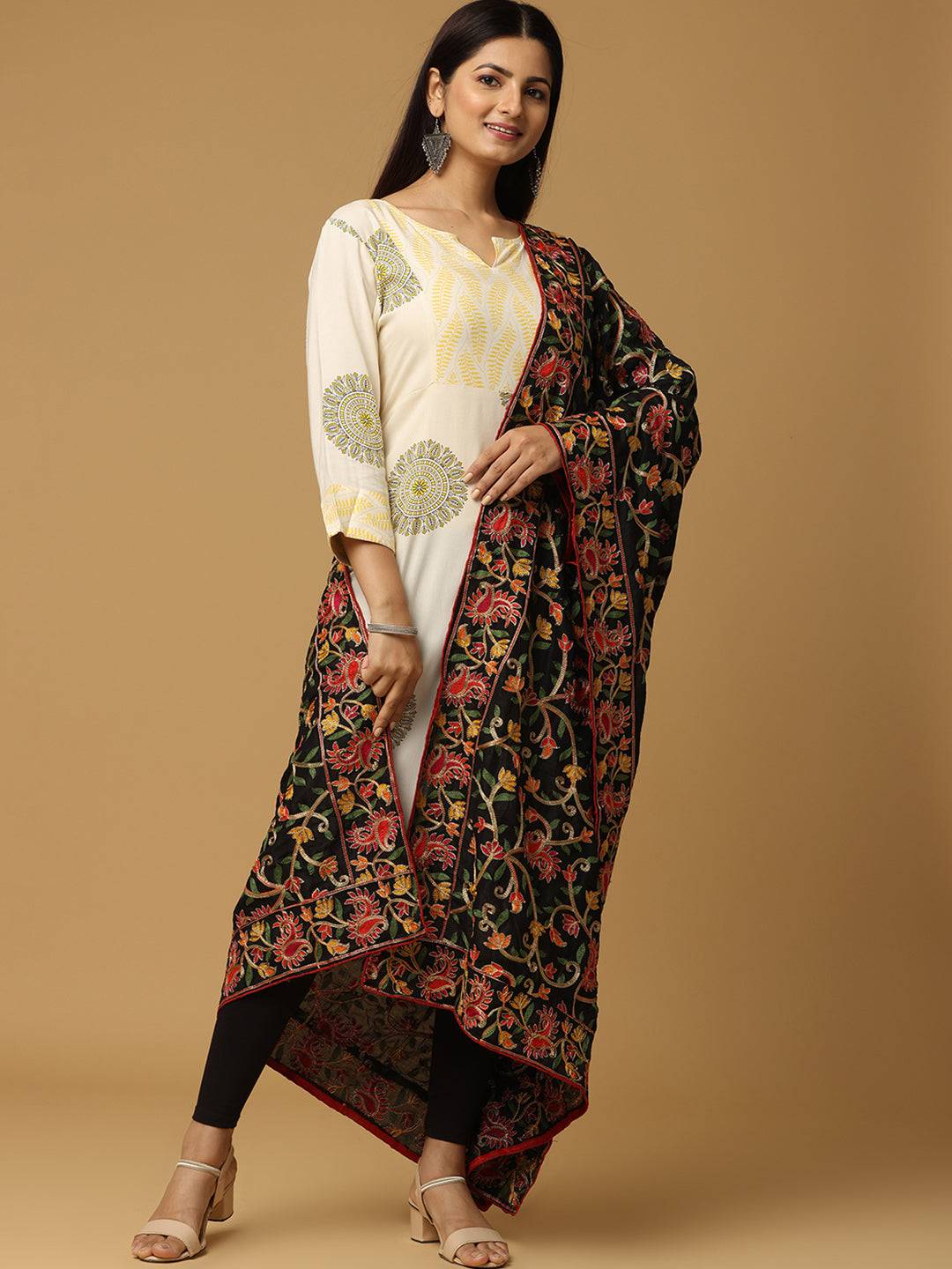 Model wearing black chiffon dupatta with floral threadwork