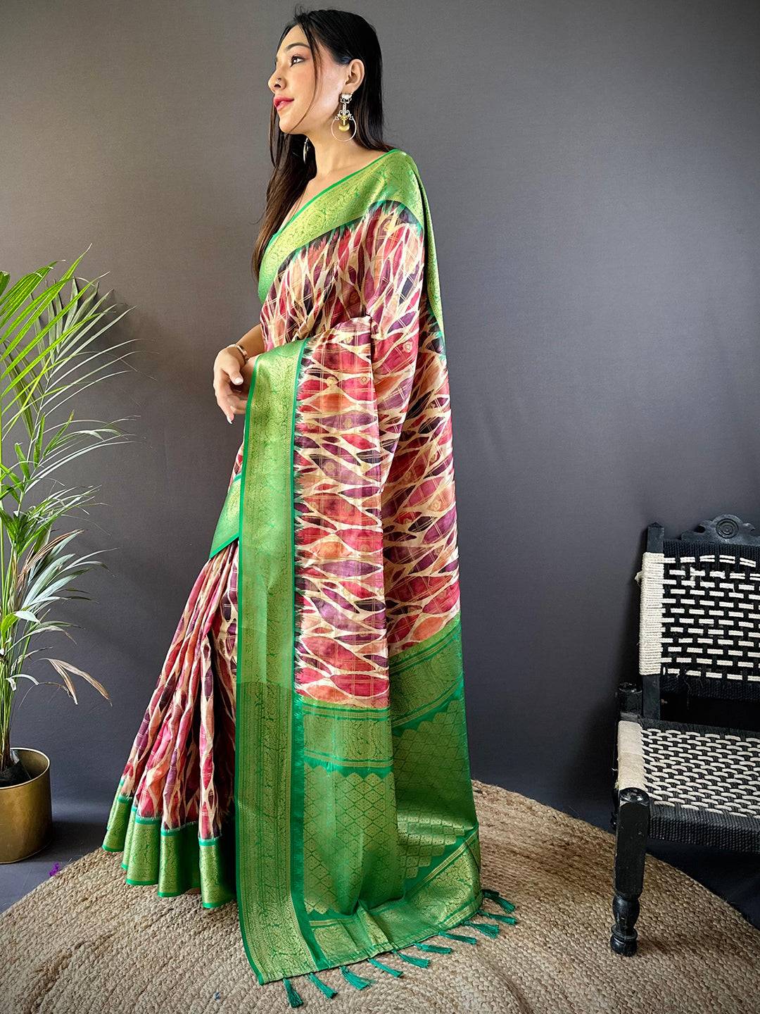 Green Kovai Rettapet Border Geometric Saree