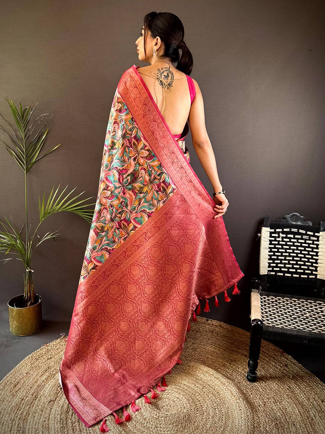 Red Soft Gadwal Pattu Geometric Saree