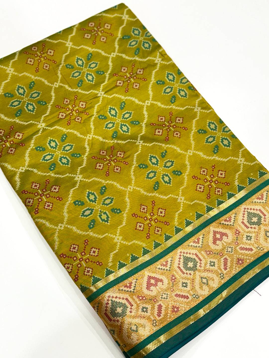 Radiant Pochampally Patola Silk Saree