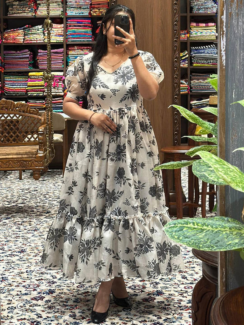 Elegant Snow White Midi Dress with puff sleeves