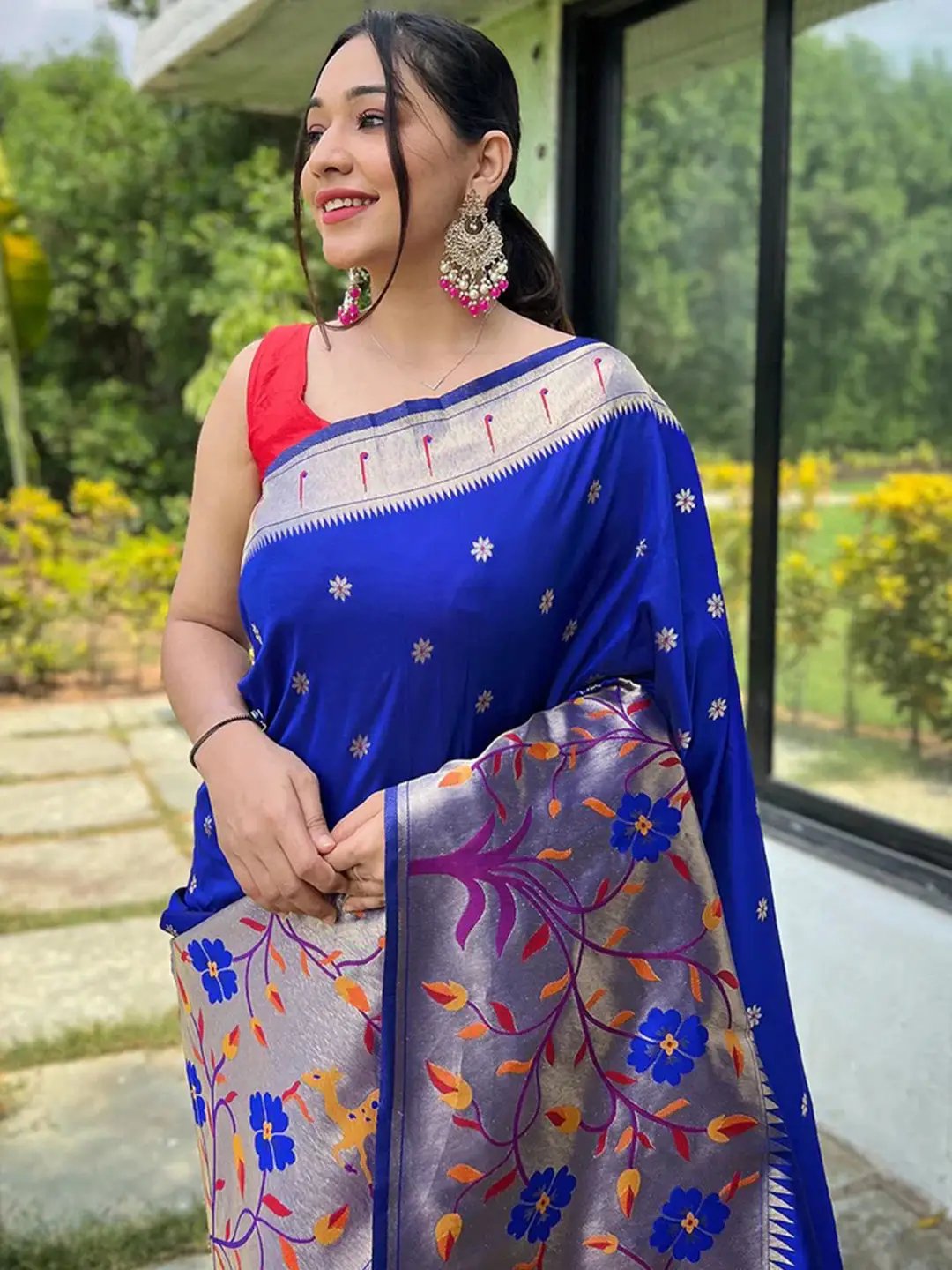 Elegant Royal Blue Paithani Saree with Intricate Woven Patterns