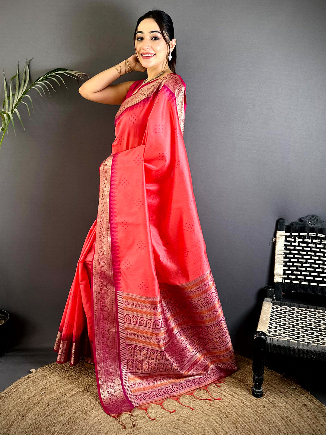 Pink Bandhej Weave Kanchi Pattu Saree