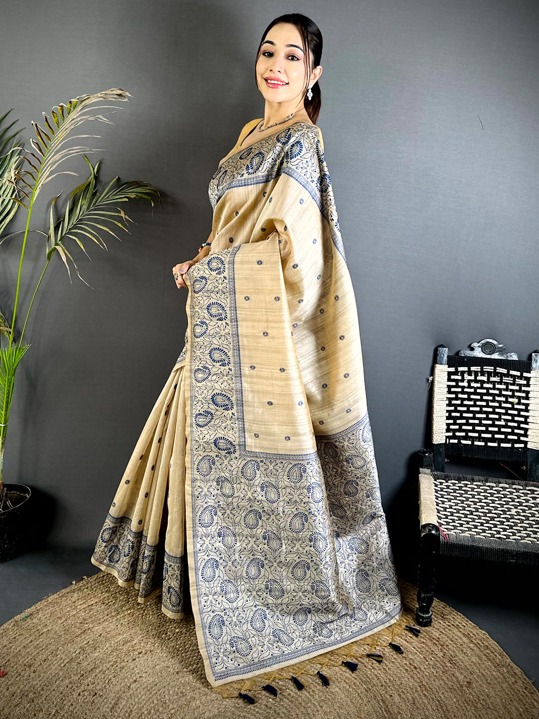 Blue Floral Katha Ghicha Silk Saree