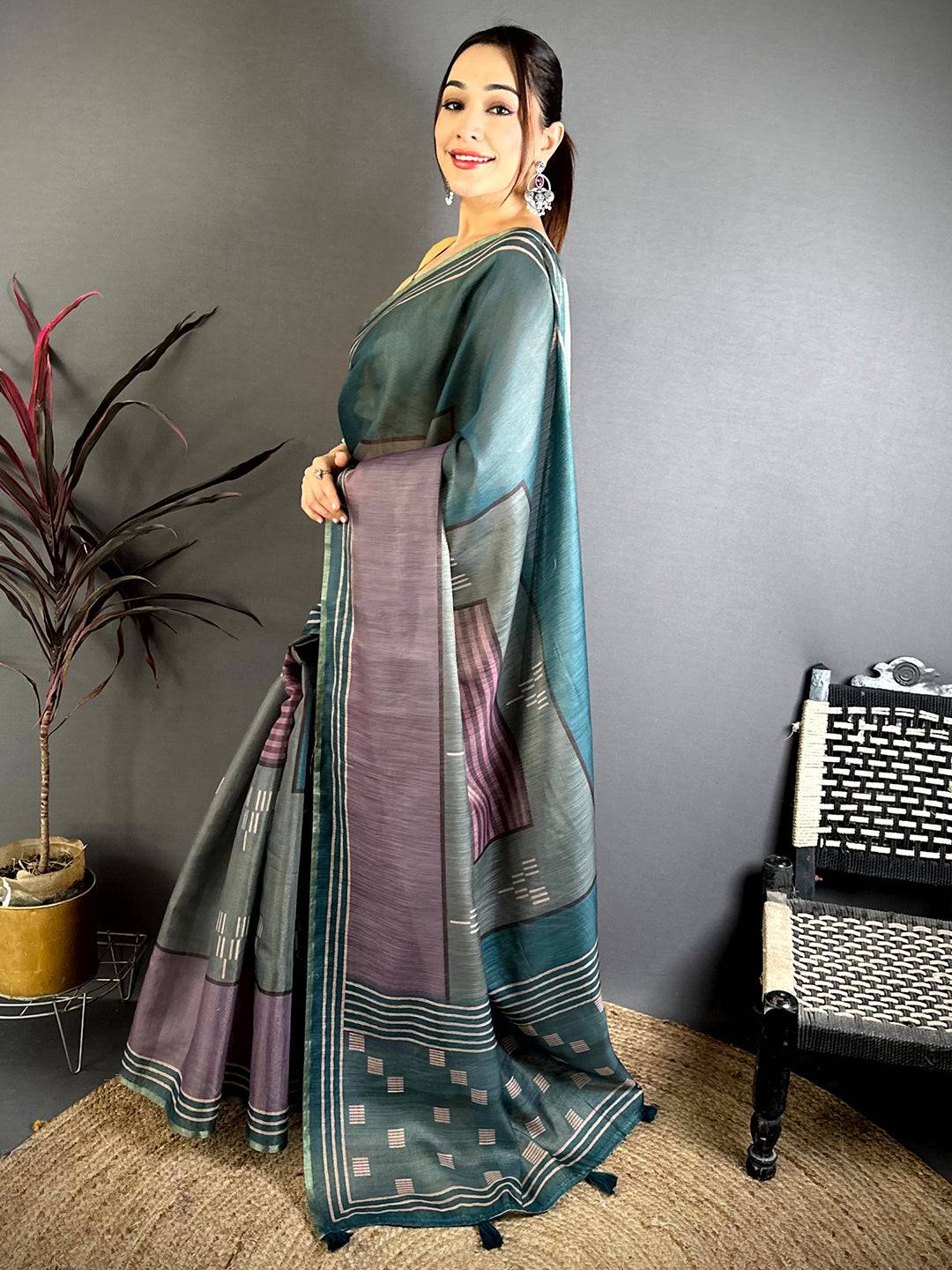Ethereal Geometric Linen Chanderi Saree