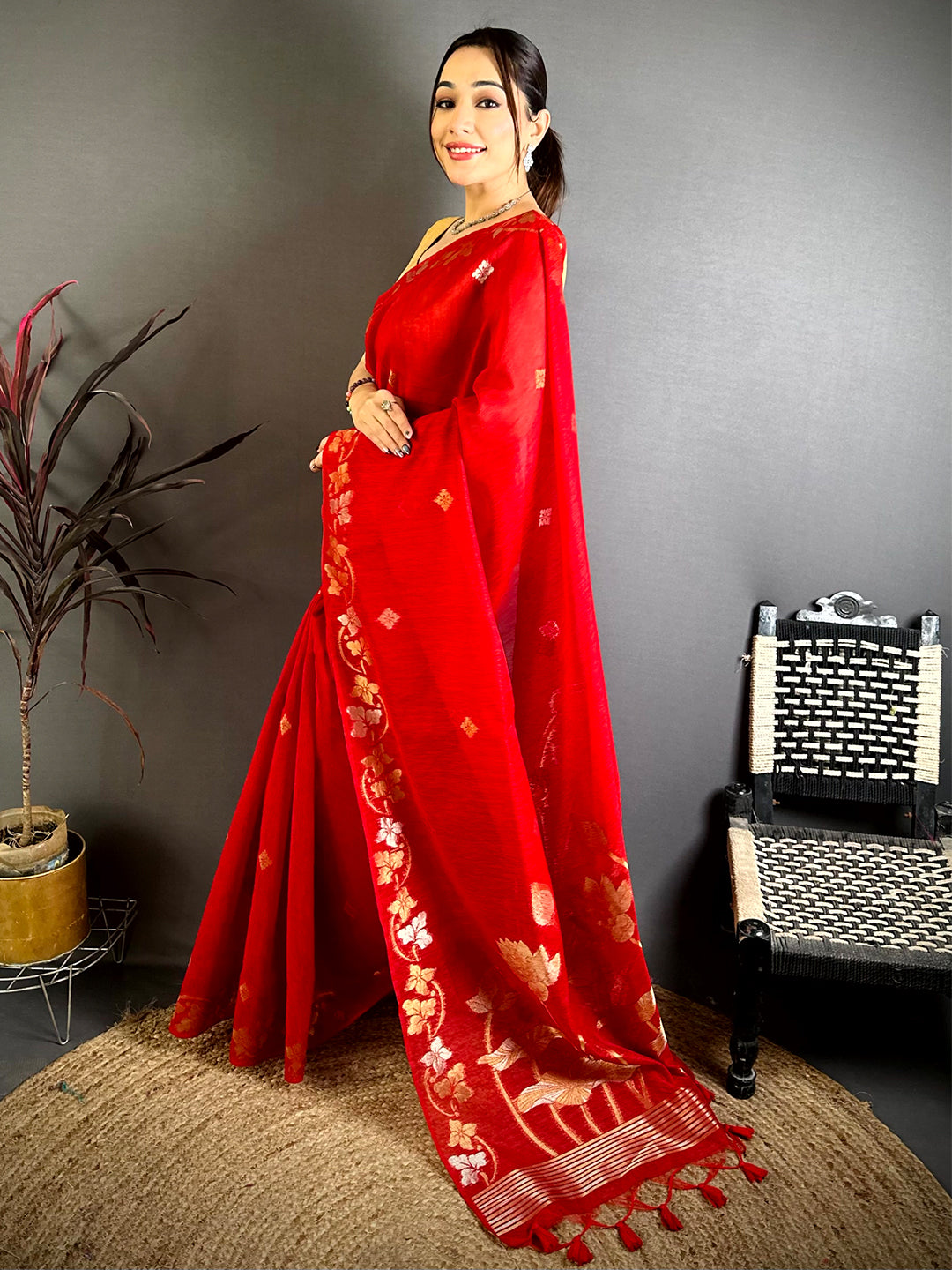 Red Sona Chandi Munga Saree