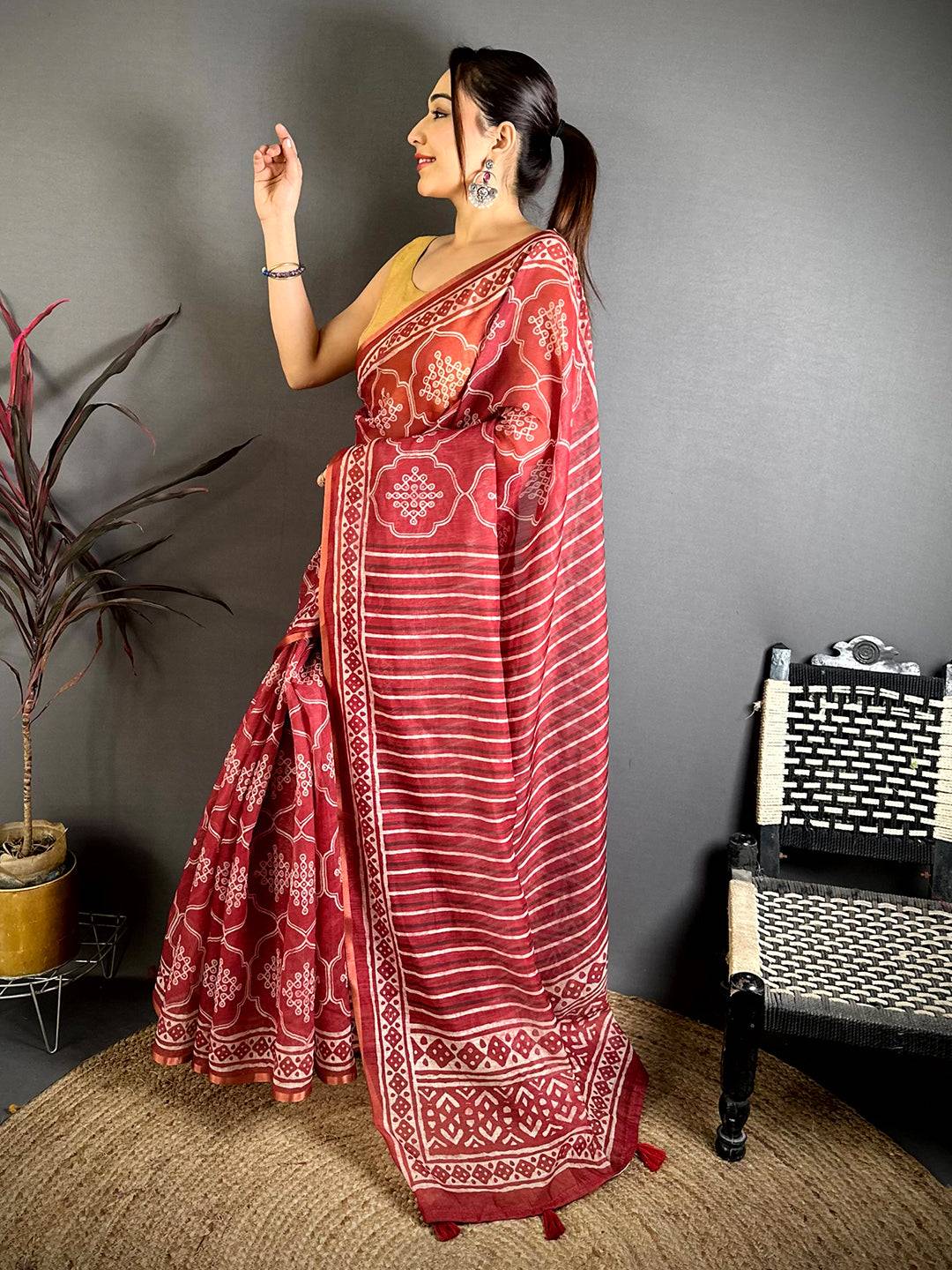 Opulent Stripe Linen Chanderi Saree