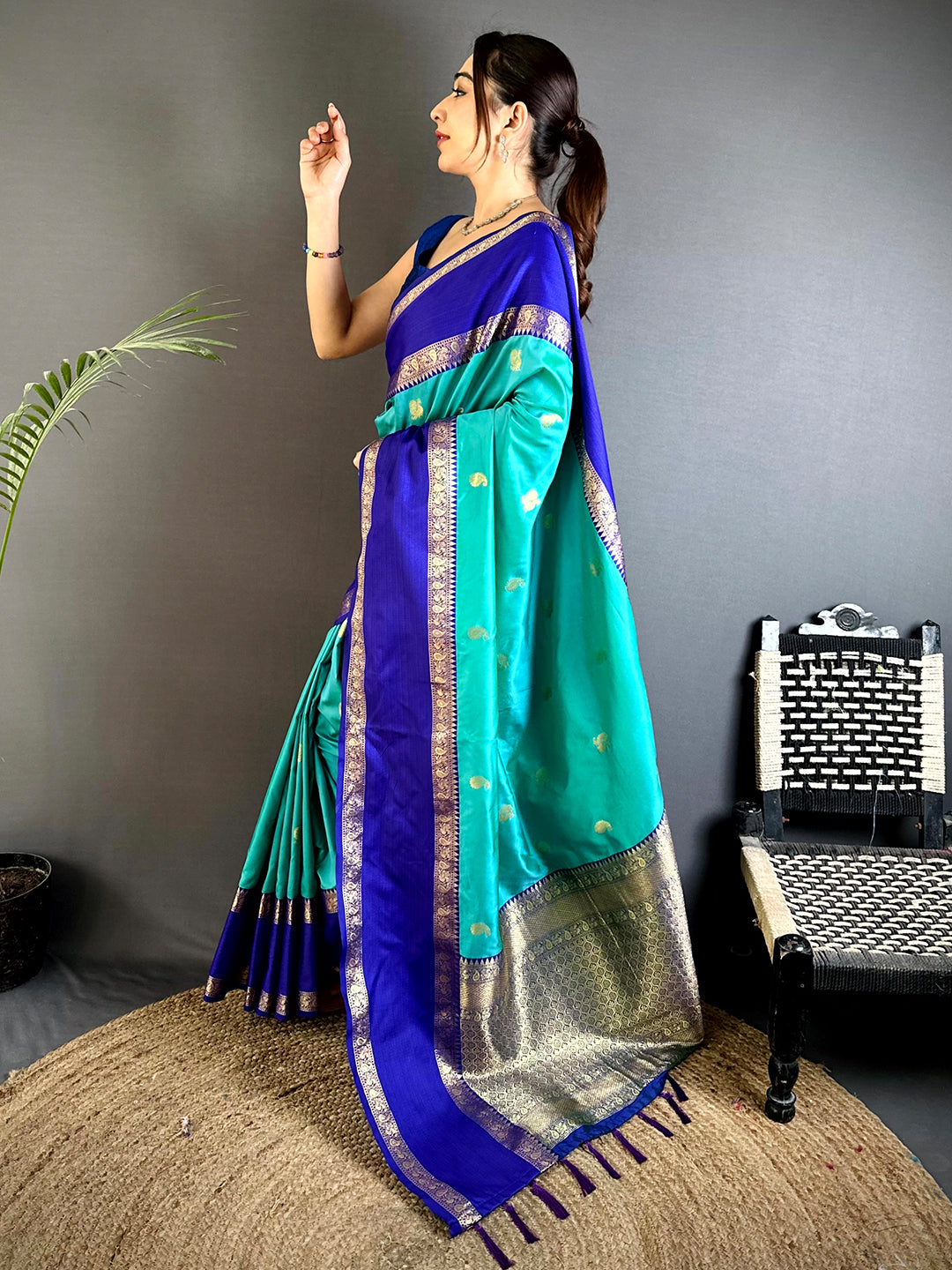 Sea Green Gadhwal Pure Soft Silk Saree