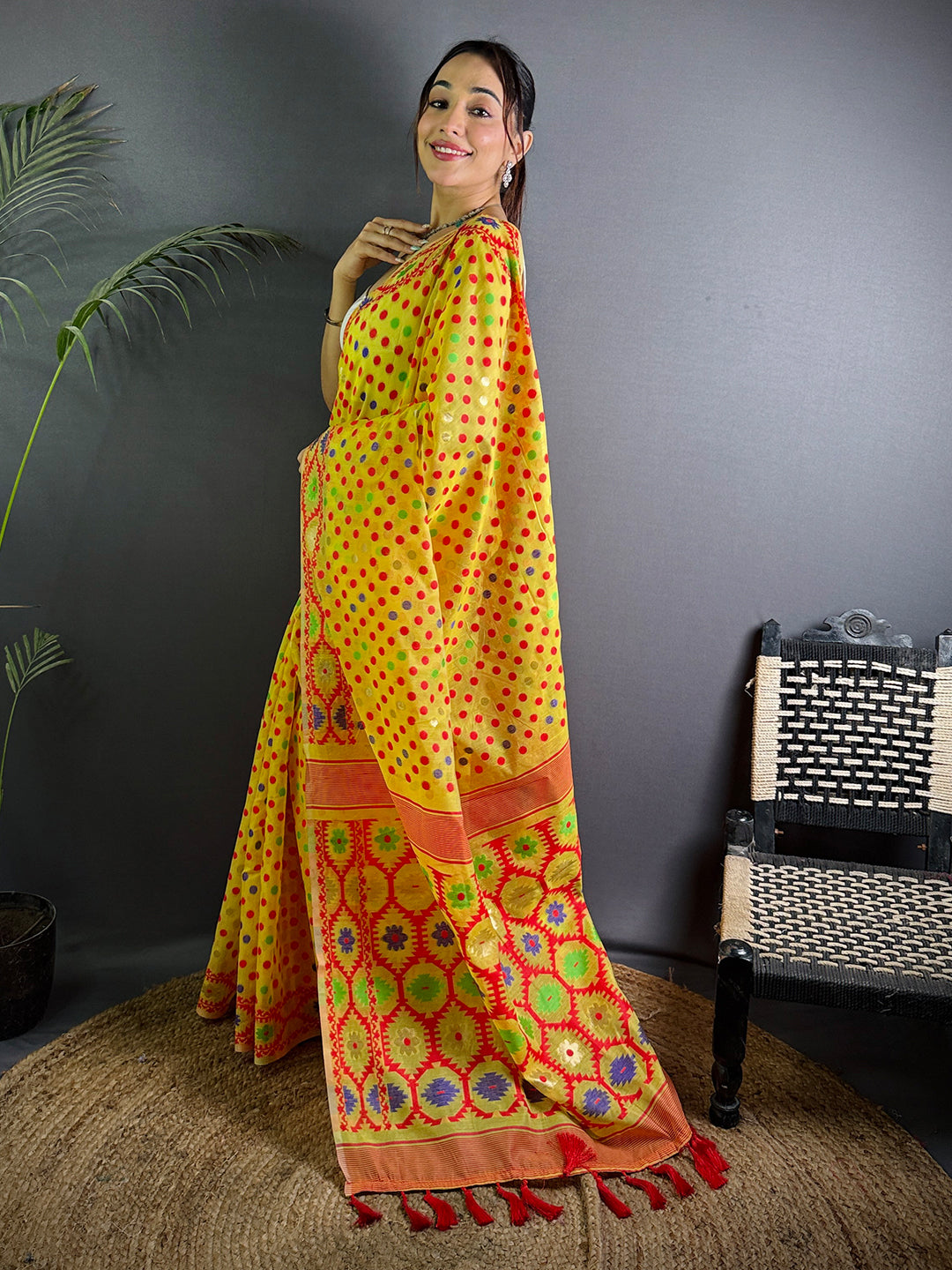 Light Yellow Dhakai Jamdani Saree