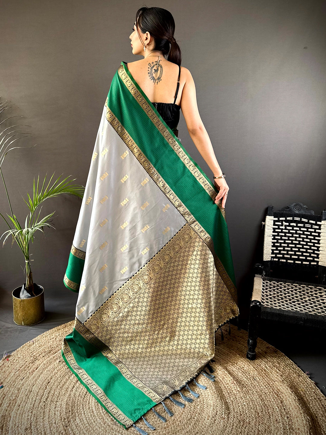 Serene Grey Gadhwal Soft Silk Saree