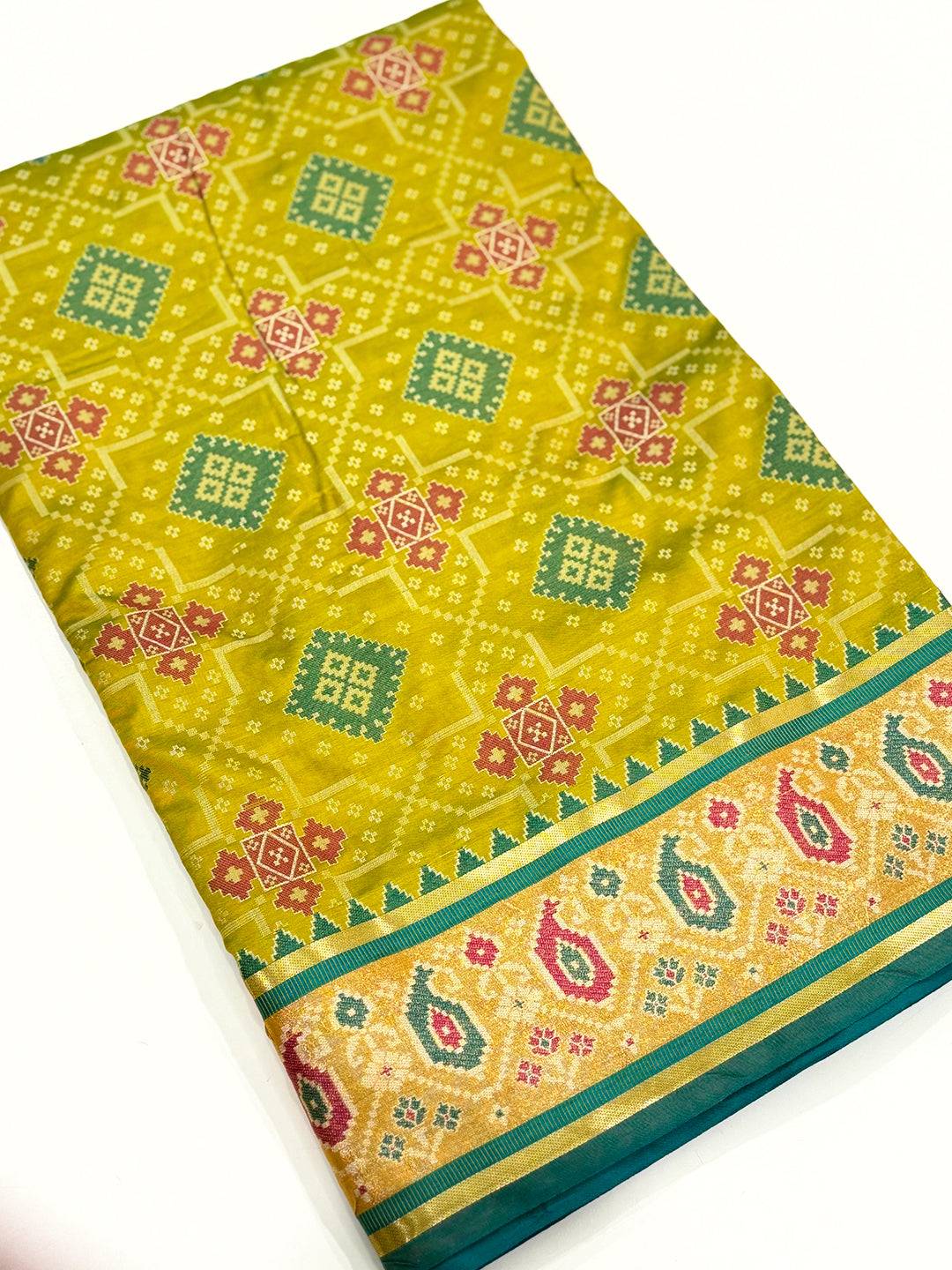 Green Soft Silk Saree With Patola Weaving