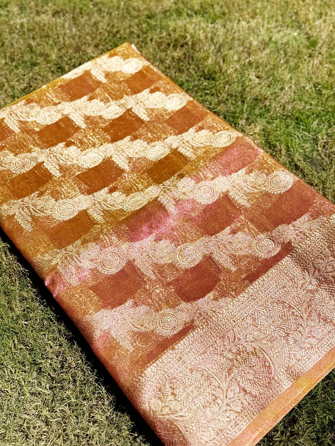 Rust Radiant Dual Tone Tissue Silk Saree