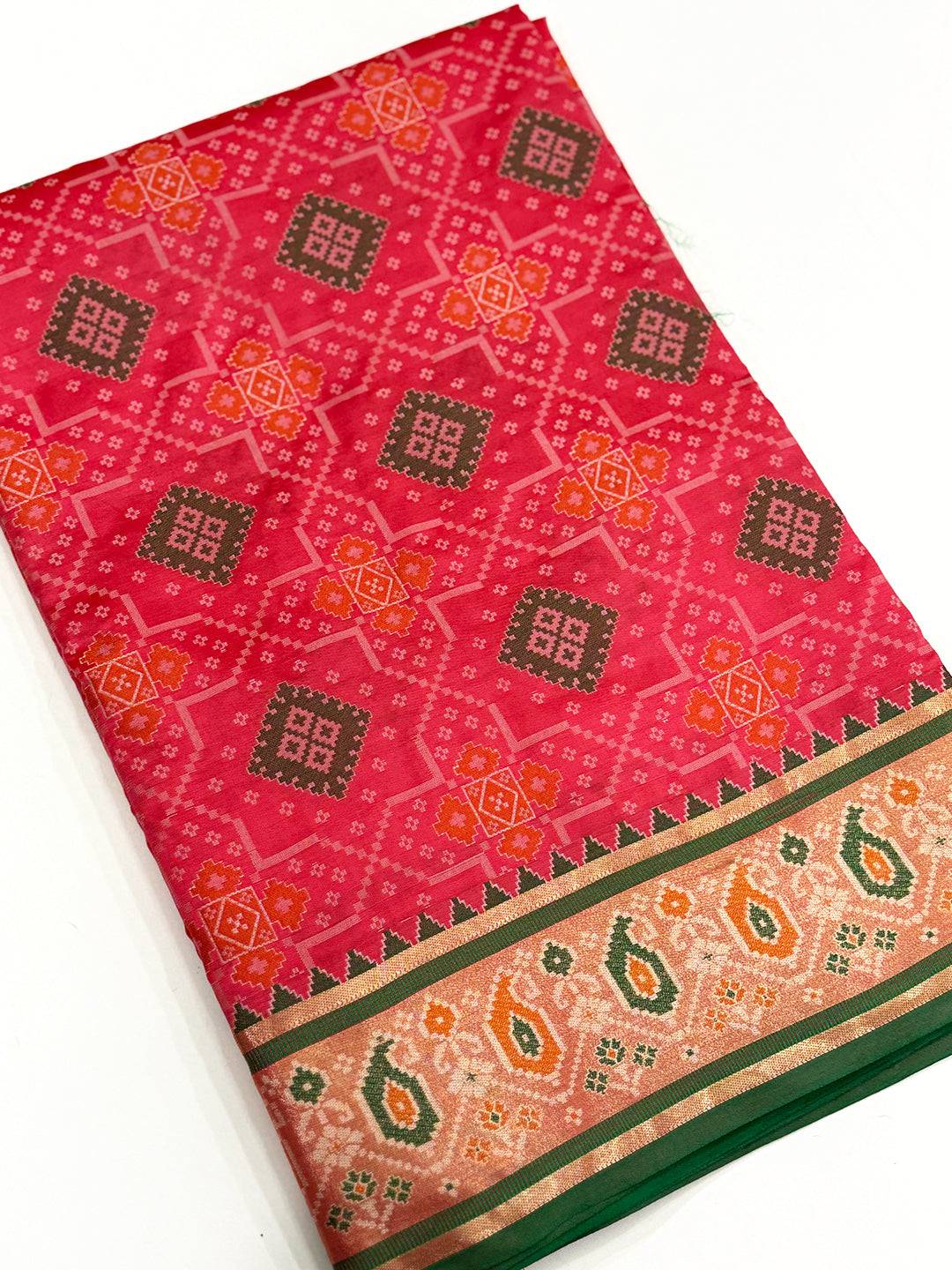 Gajri Soft Silk Saree With Patola Weaving