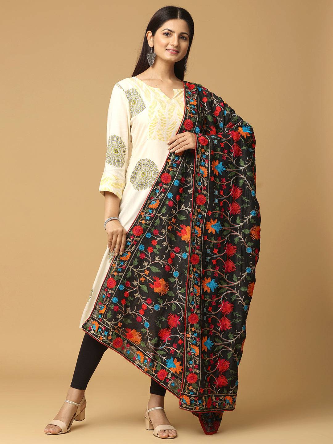 Model wearing Poly Chiffon Dupatta with intricate threadwork