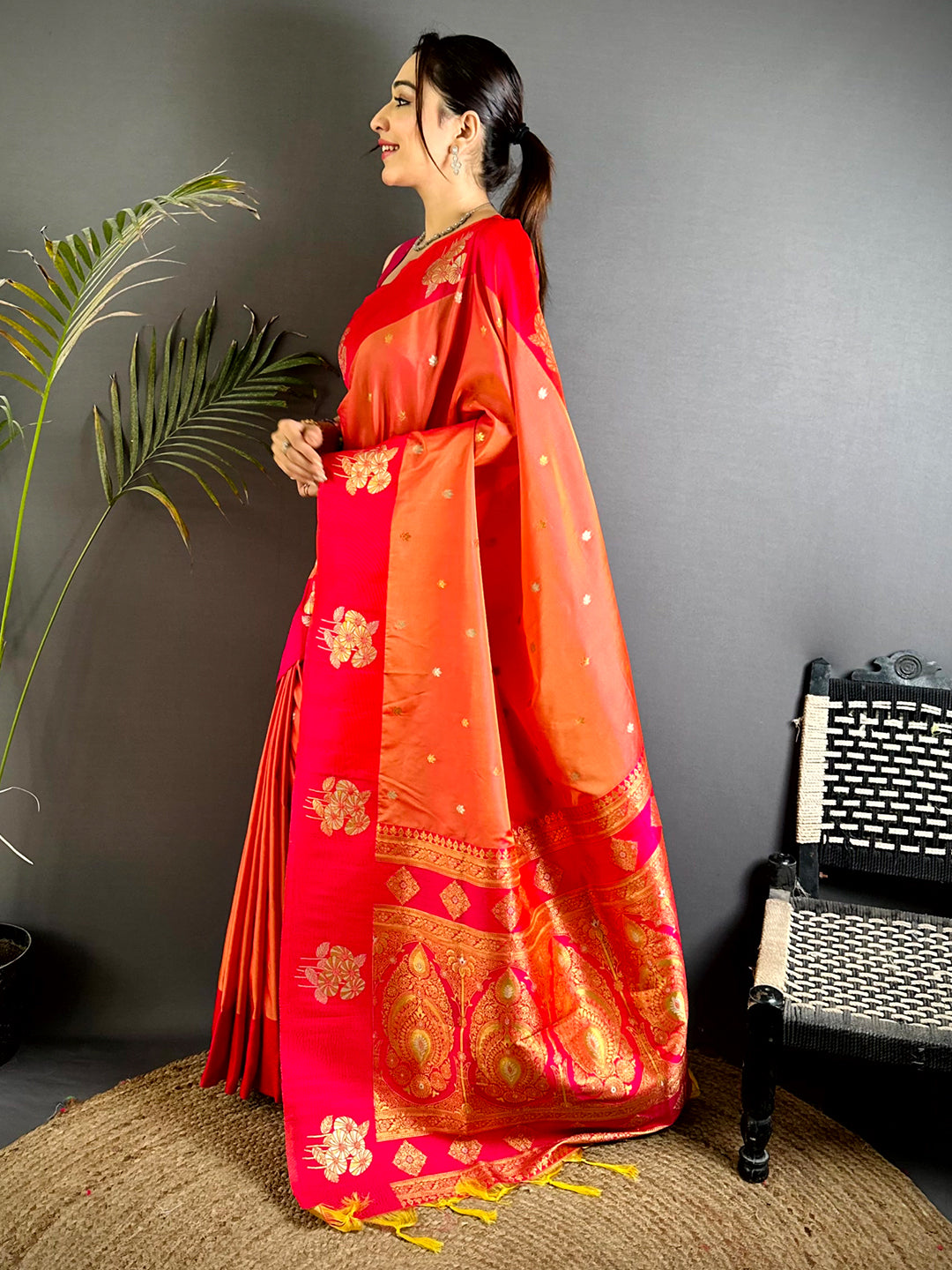 Opulent Soft Silk Sona Chandi Zari Saree