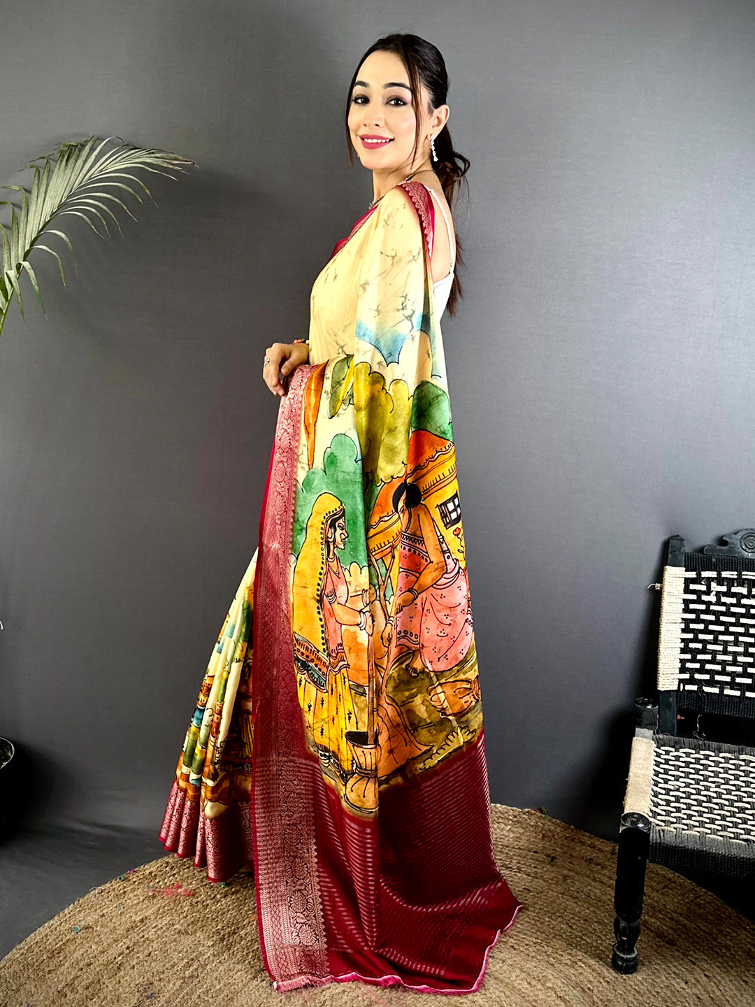 Stylish Self Zari Chex Viscose Dola Saree