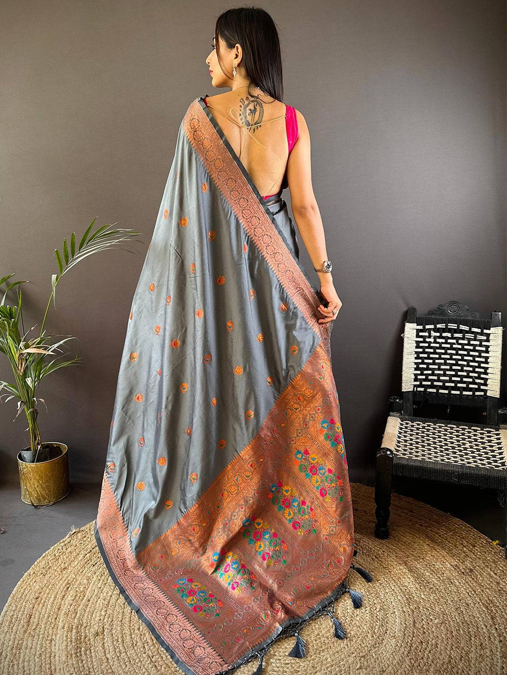 Grey Soft Silk Coppar Zari Weaving Saree