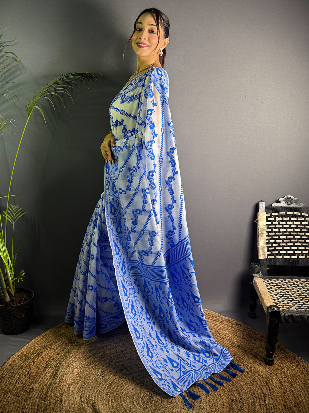 Jamdani Blue Colour Ethnic Motif Design Silk Cotton Saree