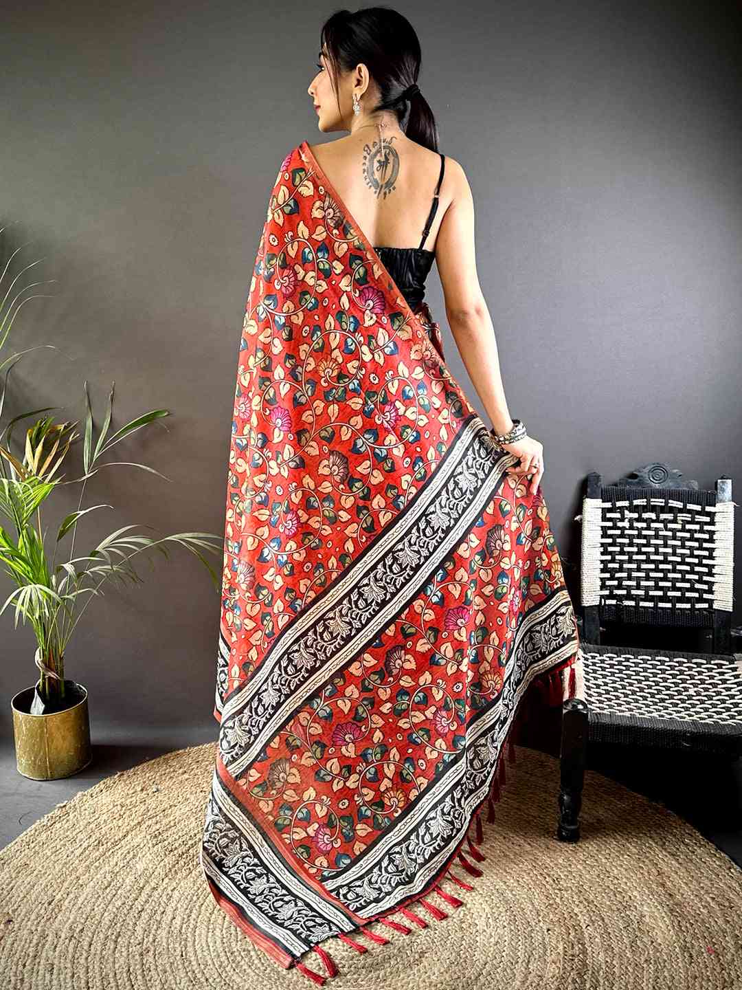 Red Chanderi Phulkari Floral Sulb Saree