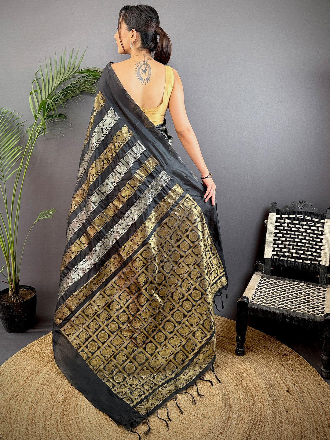 Black Soft Silk Sona Chandi Zari Weaving Saree