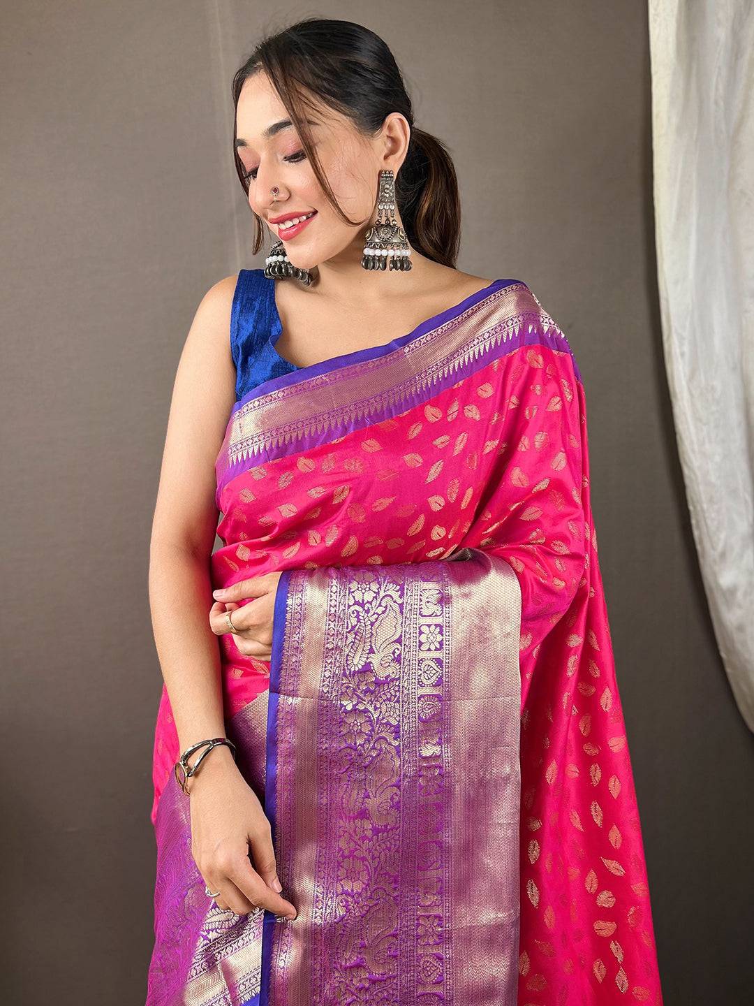 Trendy Banarasi Kanchi Zari Weaving Saree in vibrant pink