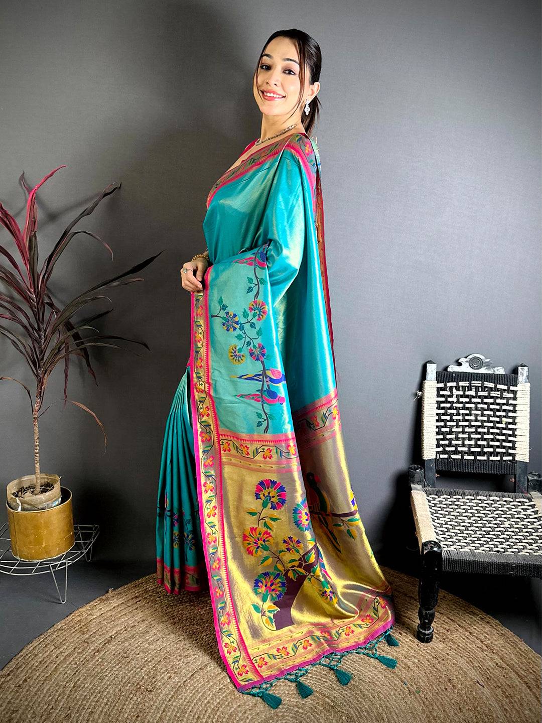 Artistic Minakari Paithani Tissue Saree