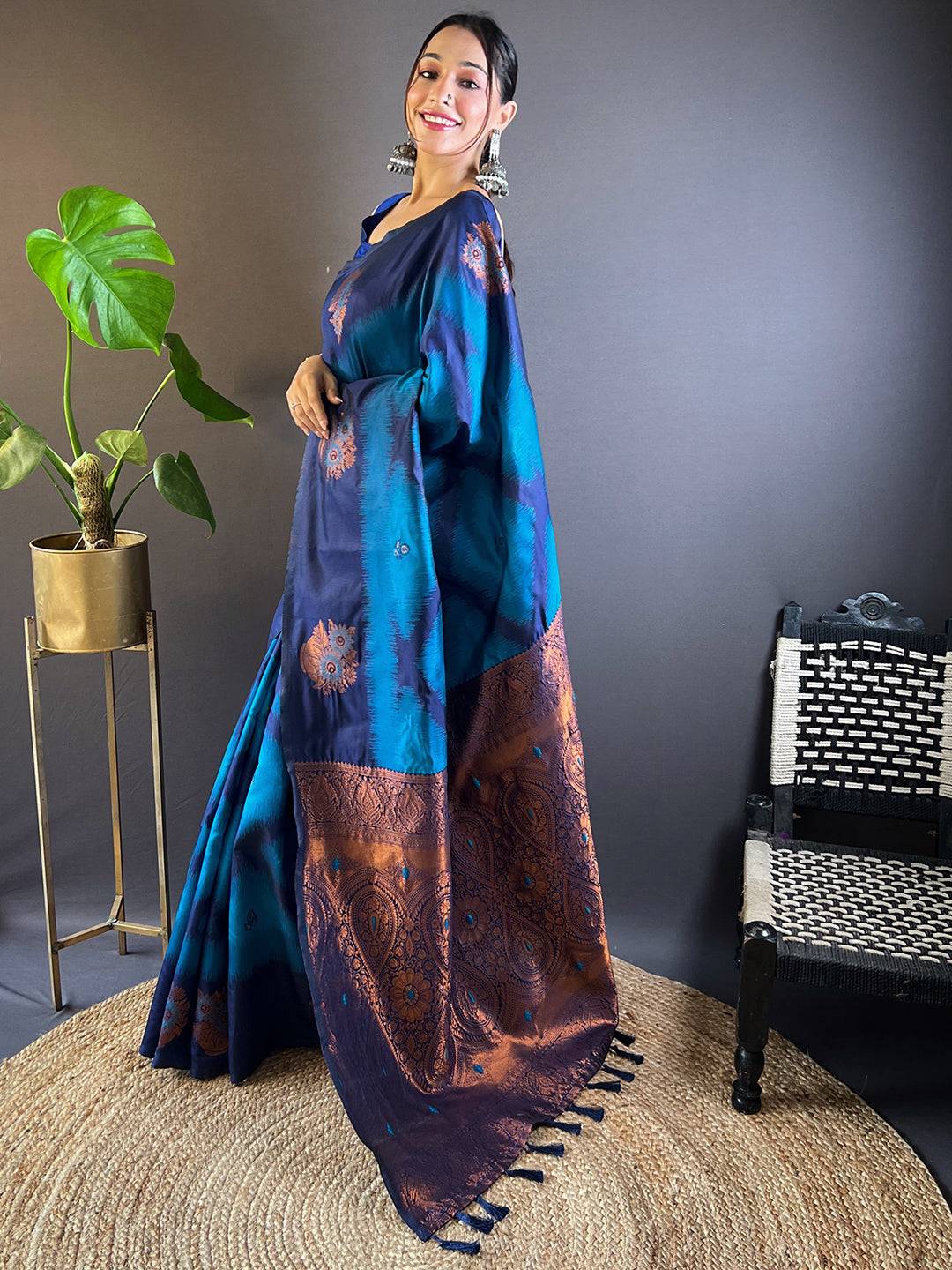Side view of Dark Blue Tussar Silk Ikkat Weaving Saree