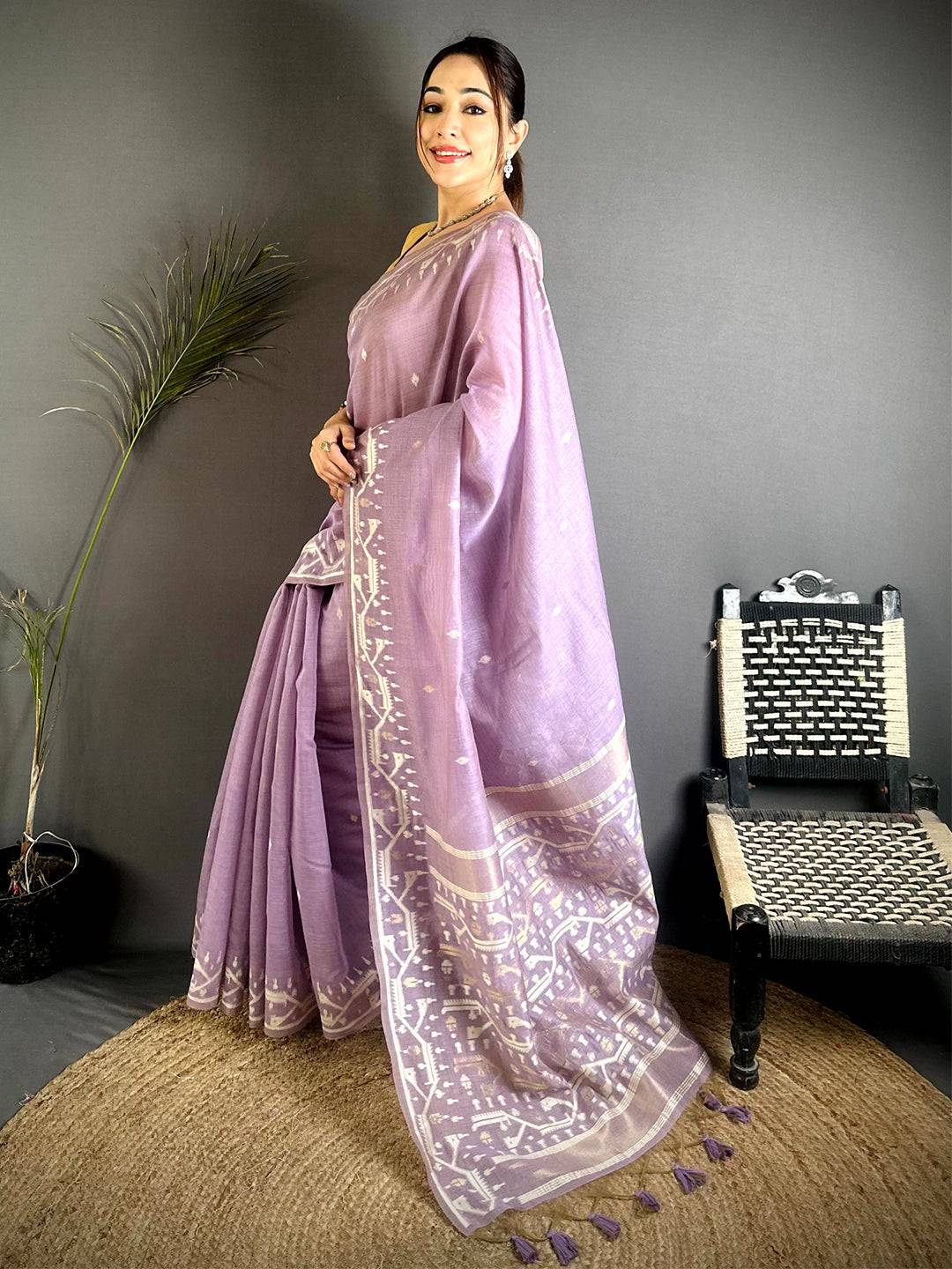 Elegant Lakhani Linen Saree