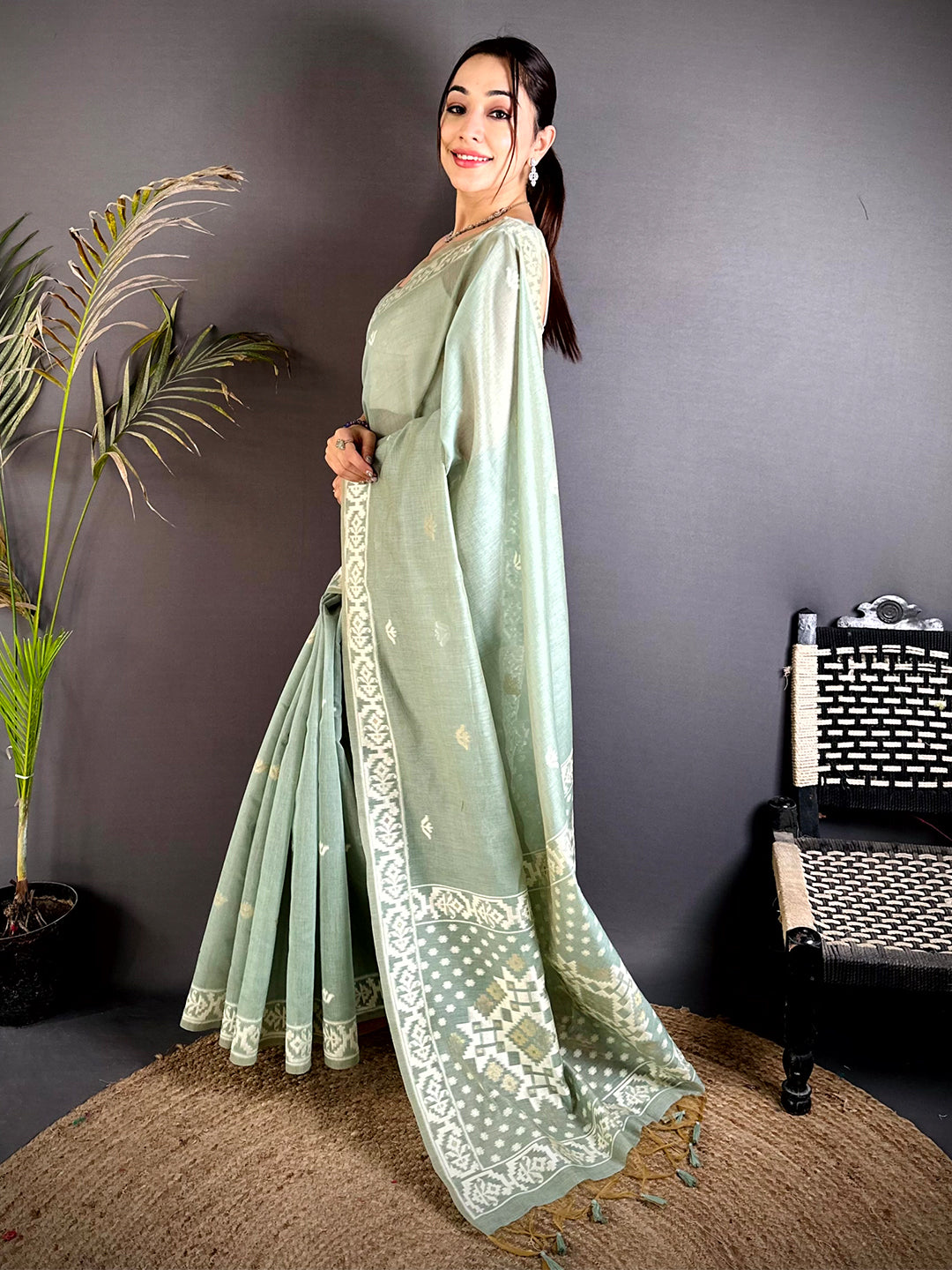 Royal Khadi Linen Lakhnavi Work Saree