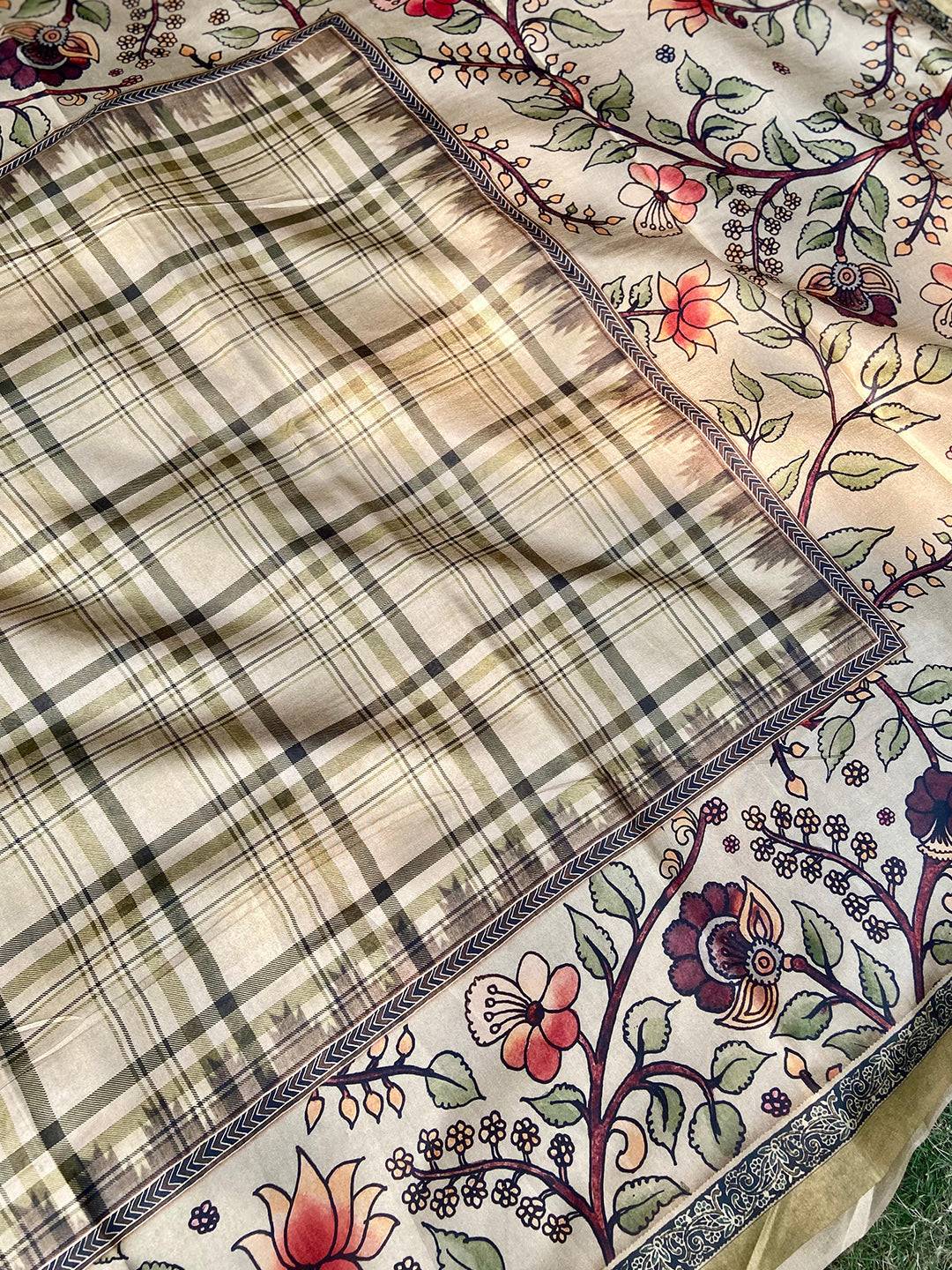 Traditional saree with chex pattern and floral kalamkari