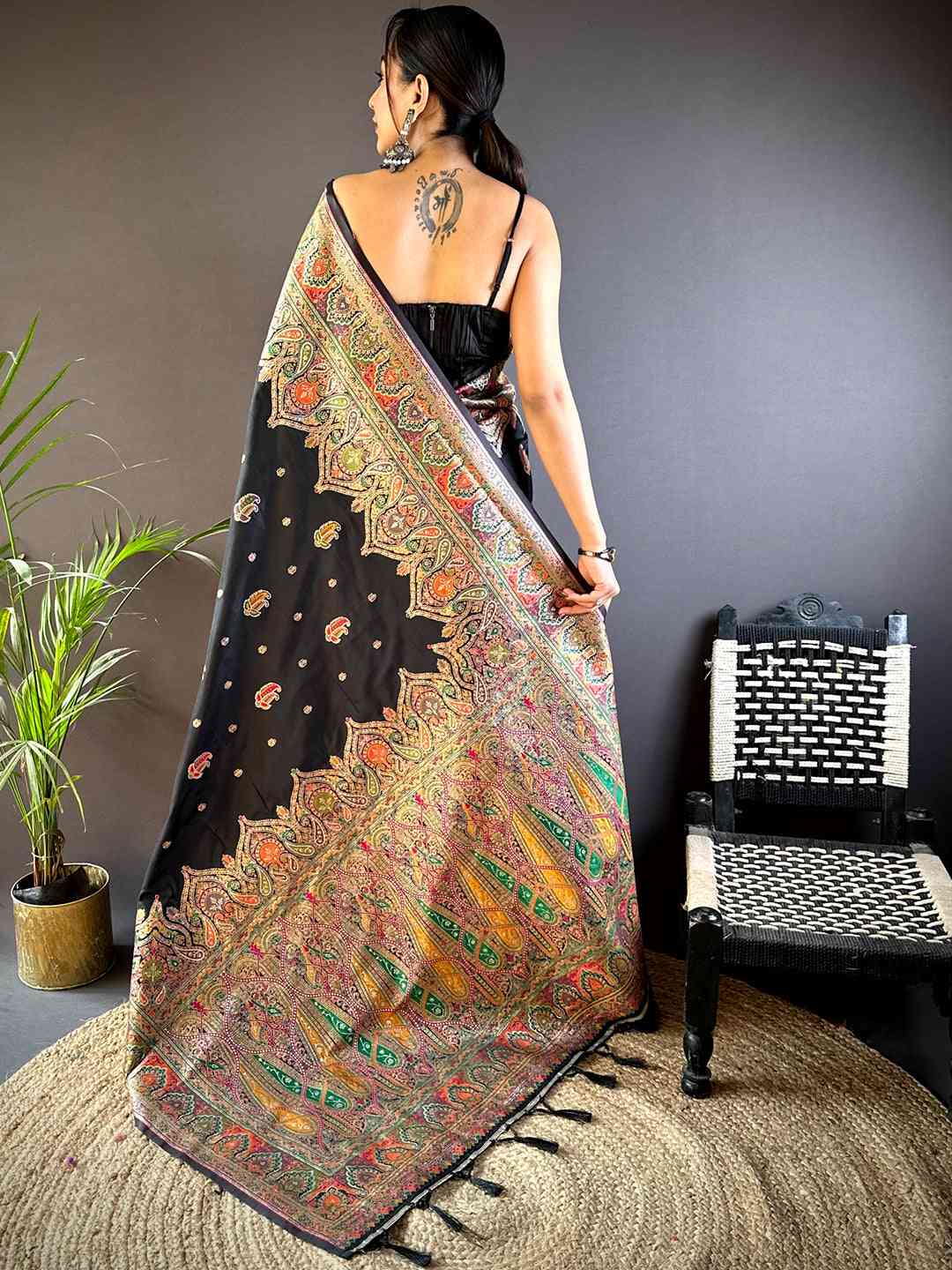 Black Ethnic Motif Silk Blend Saree