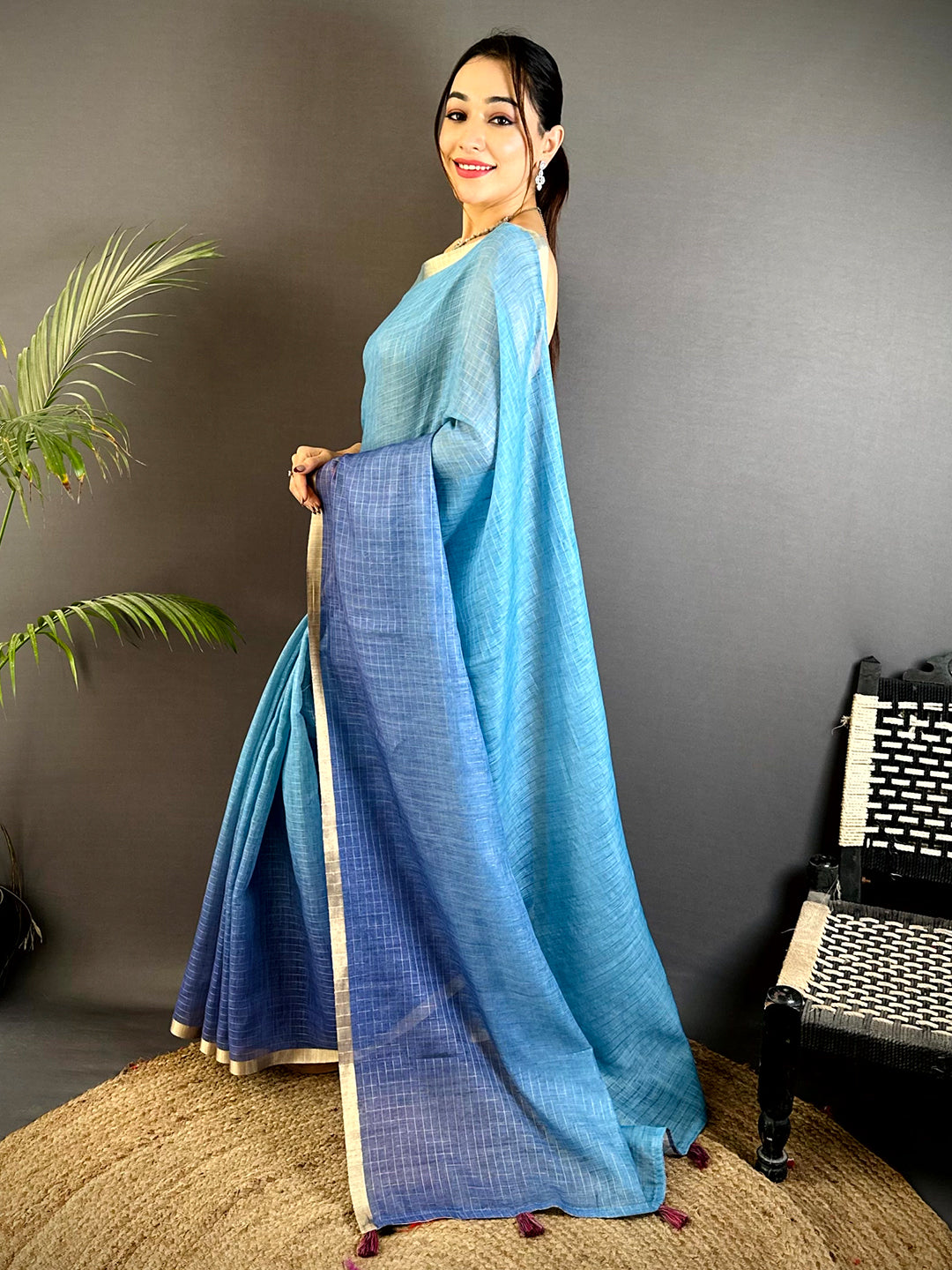 Radiant Self Chex Linen Zari Saree