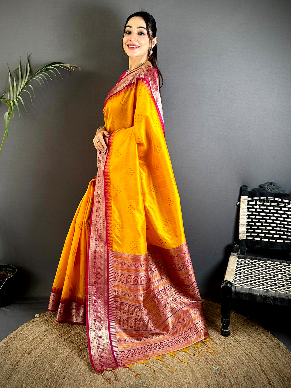 Yellow Bandhej Weave Kanchi Pattu Saree