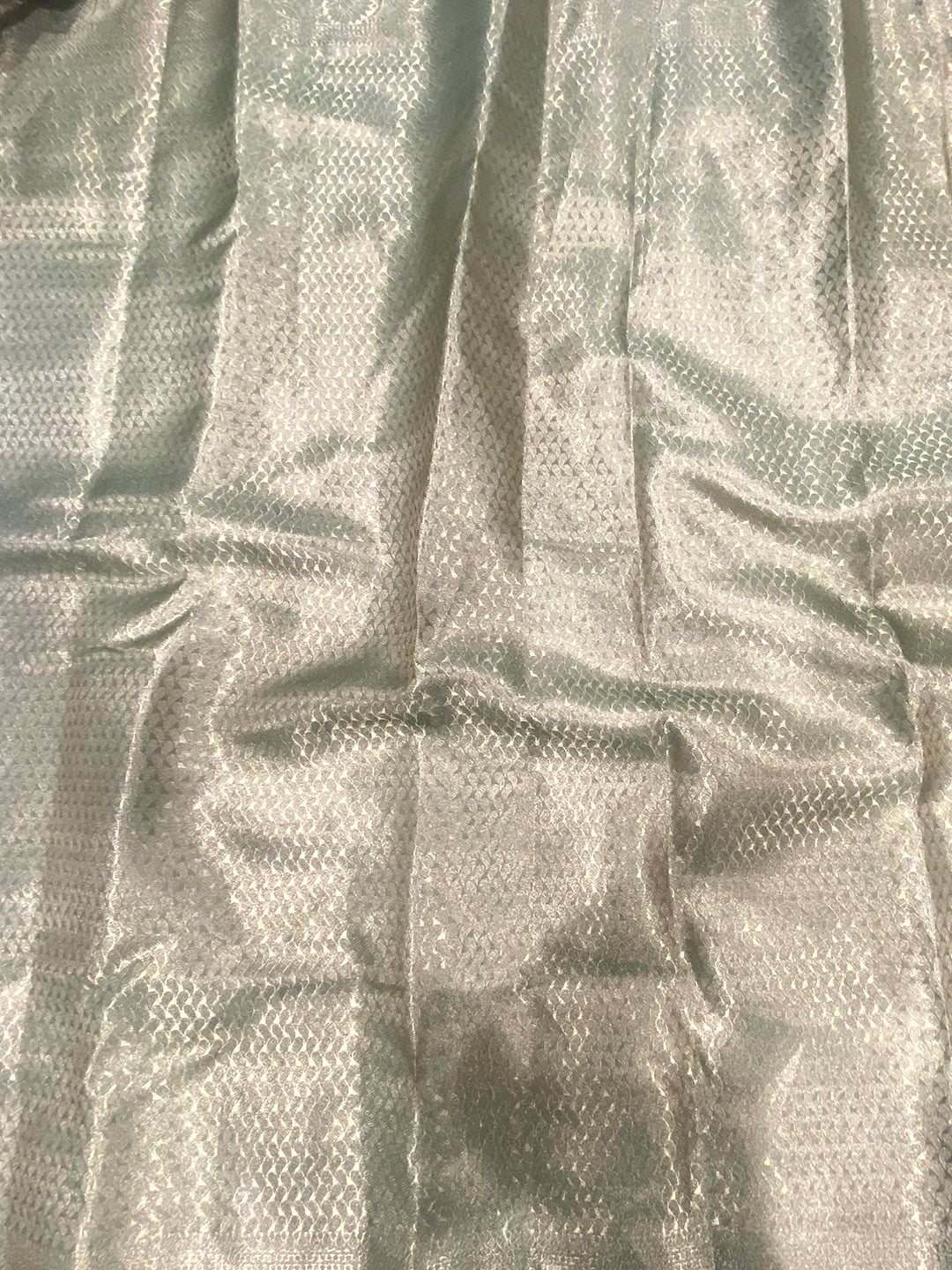 Green Tissue Jarokha Zari Weaving Saree