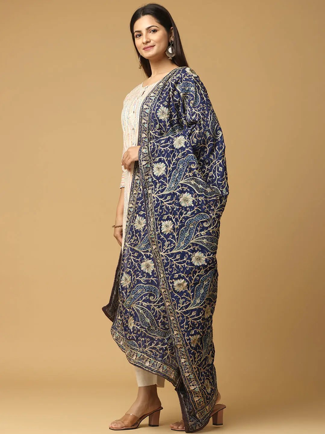 Side view of navy chiffon pashmina dupatta with floral motifs