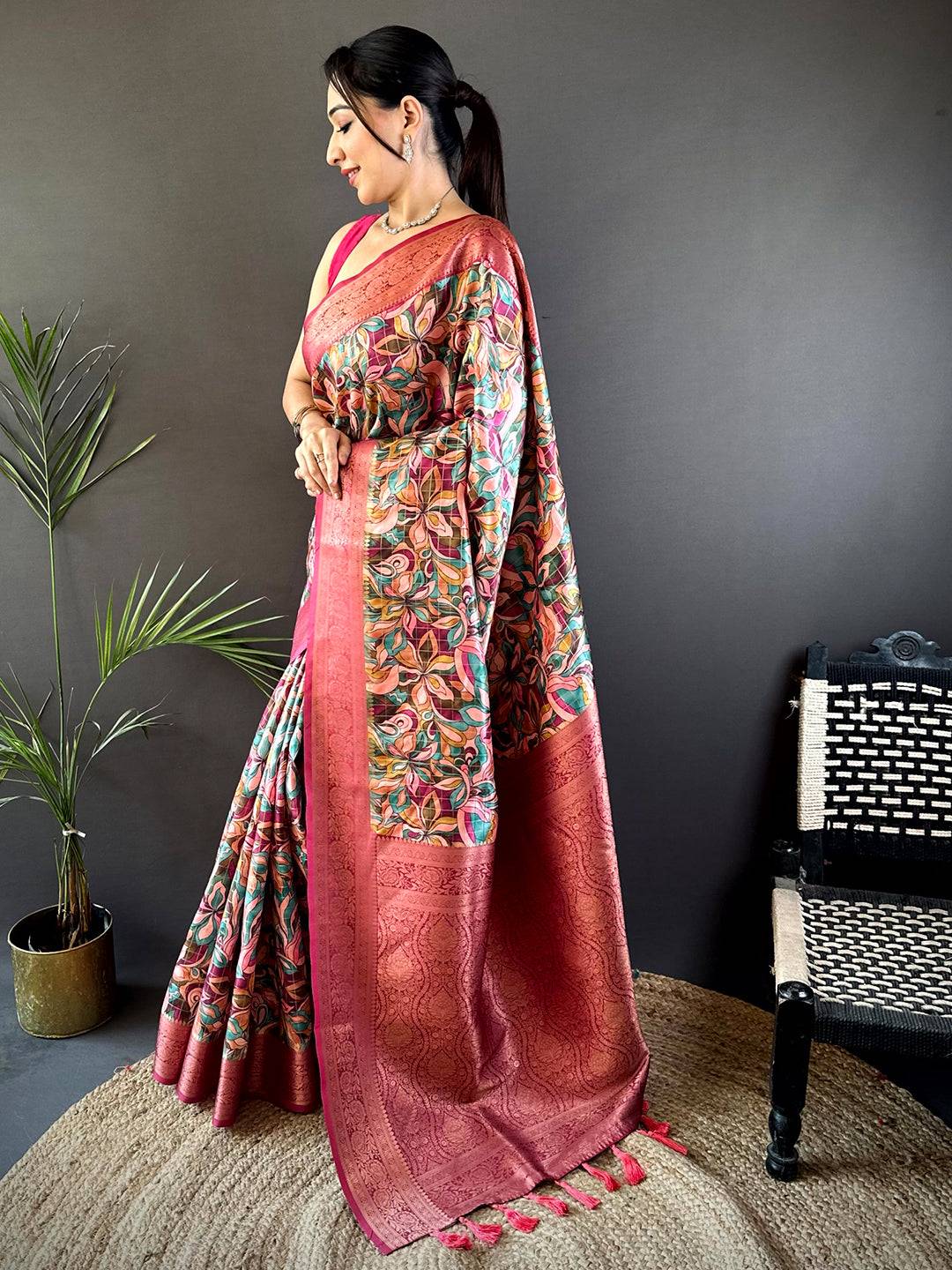 Red Soft Gadwal Pattu Geometric Saree