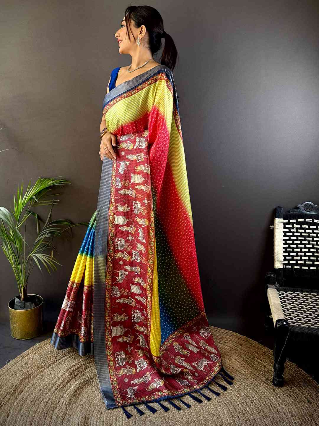 Graceful Silk Blend Bandhani Print Saree