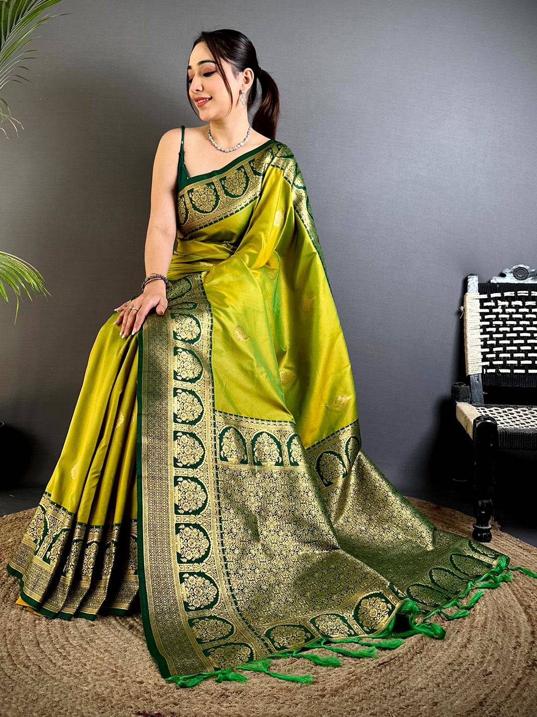 Graceful Soft Silk Swan Motif Saree