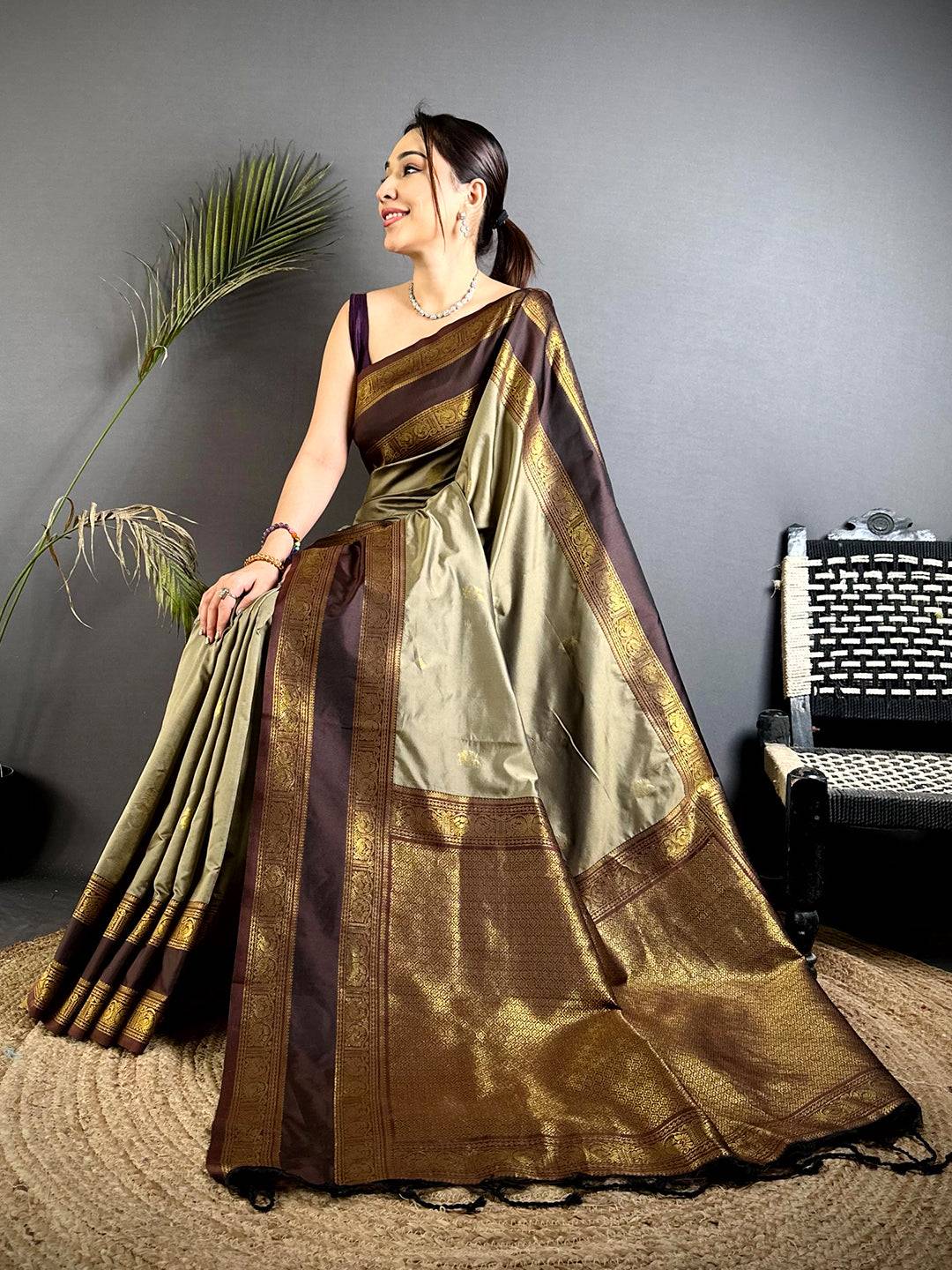 Classic Peacock Zari Gadwal Silk Saree