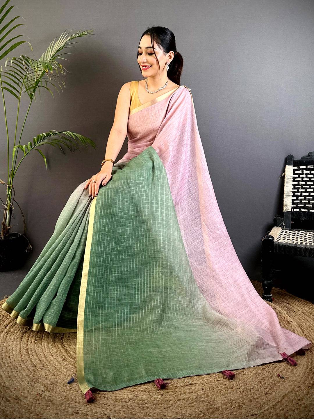 Classic Linen 90 Zari Check Saree