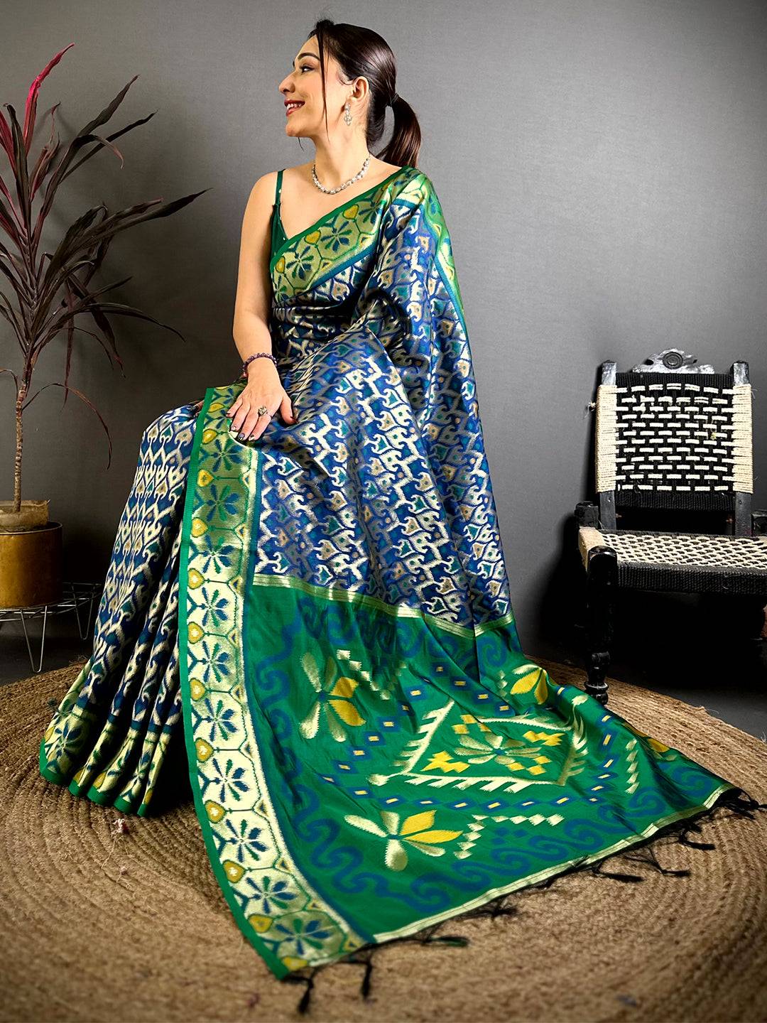 Royal Navy Ikkat Soft Silk Saree