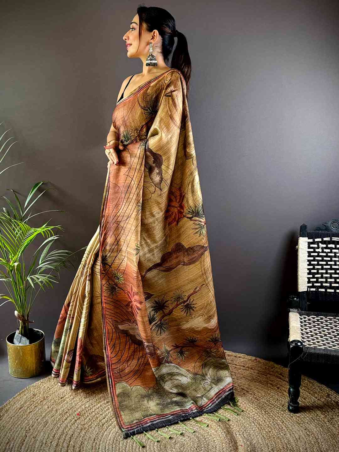 Brown Tissue Chanderi Floral Abstract Saree
