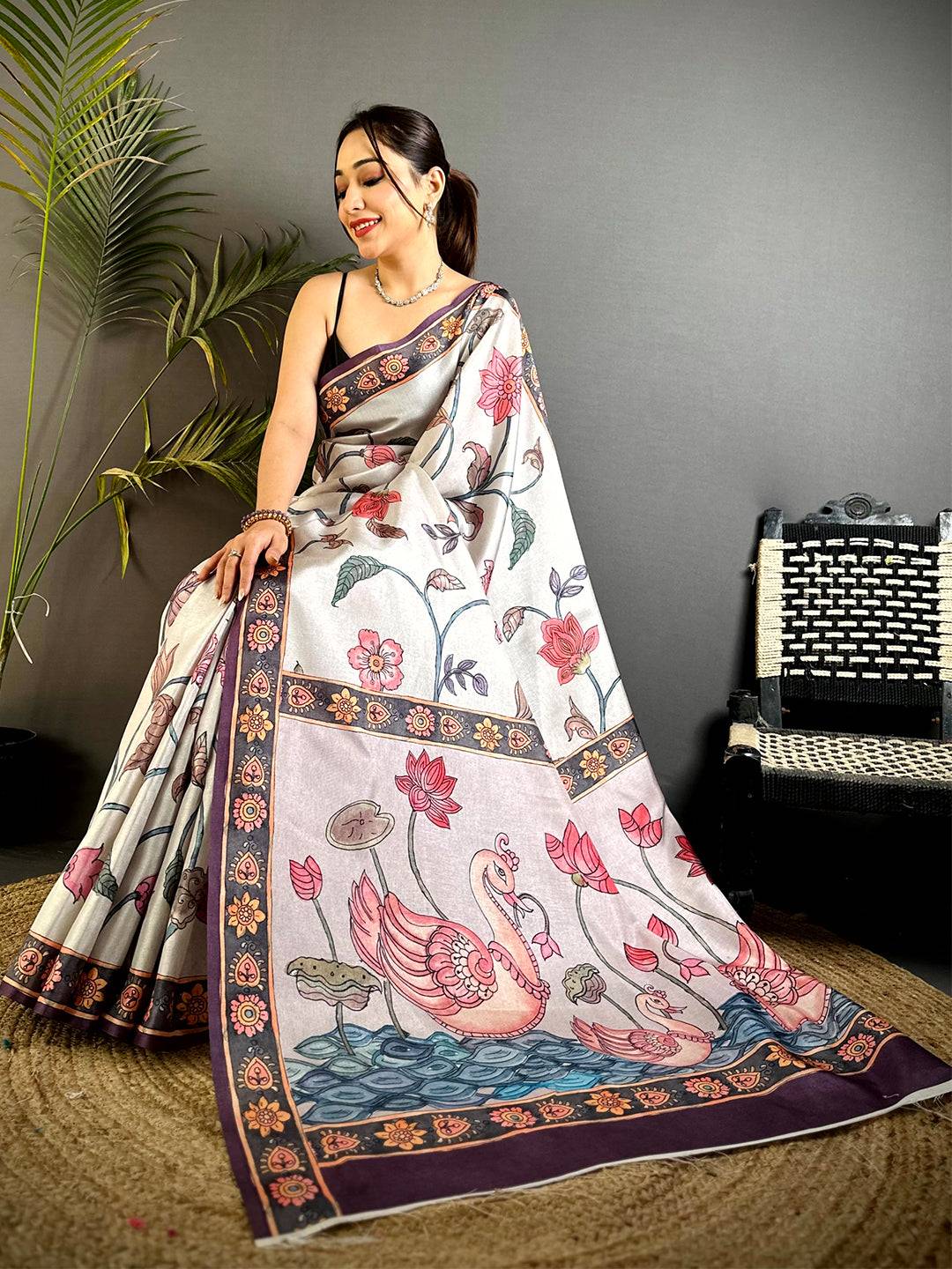 Graceful Swan Pen Kalamkari Art Saree