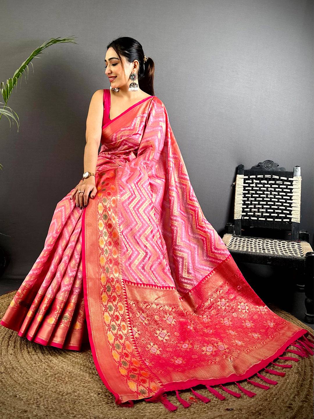 Baby Pink Banarasi Zic Zac Katan Silk Saree