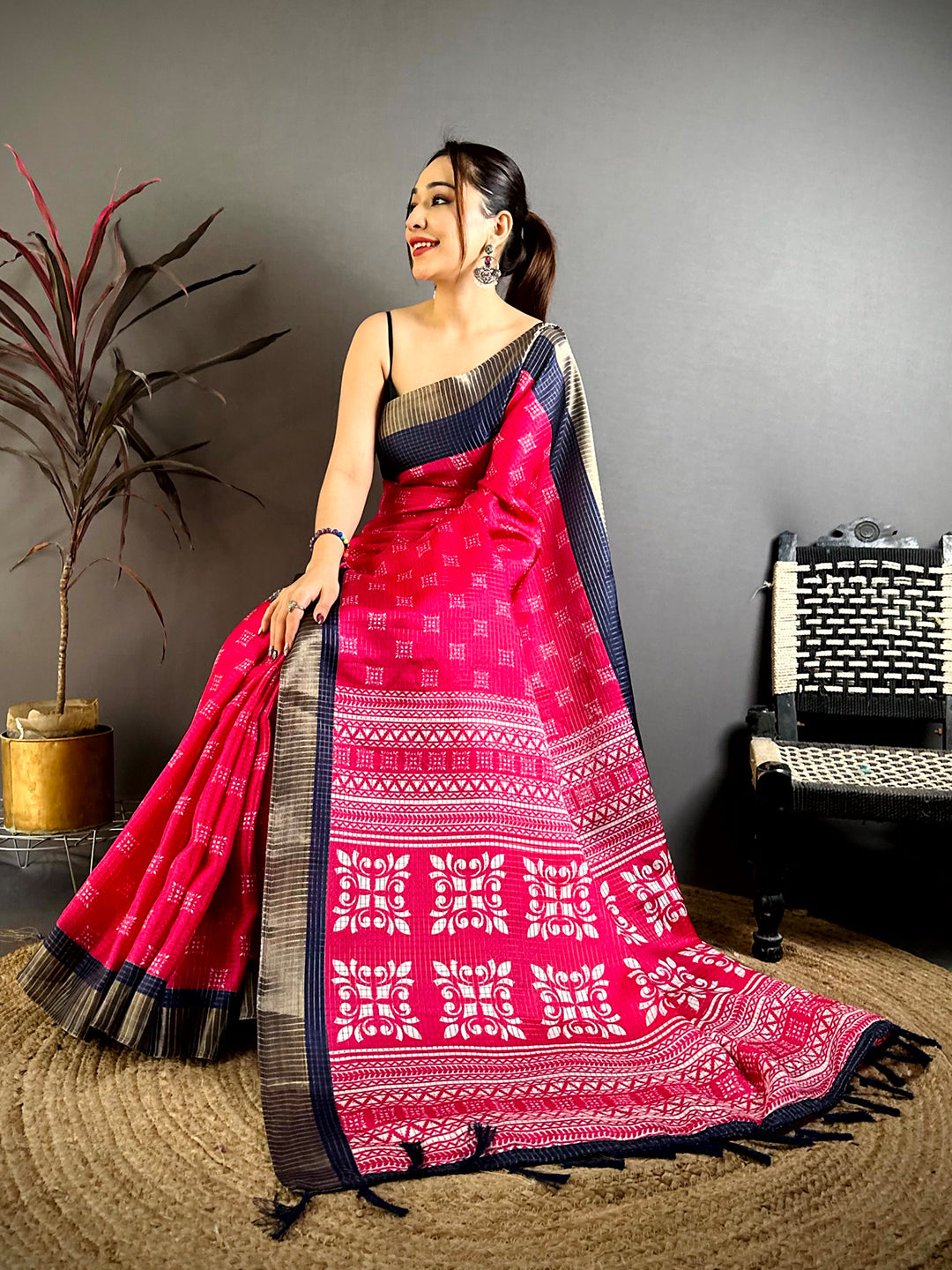 Opulent Tussar Black Zari Weave Saree