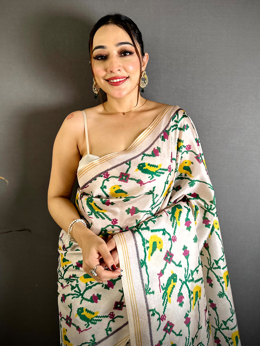 Elegant Tussar Floral Vine Bird Print Saree