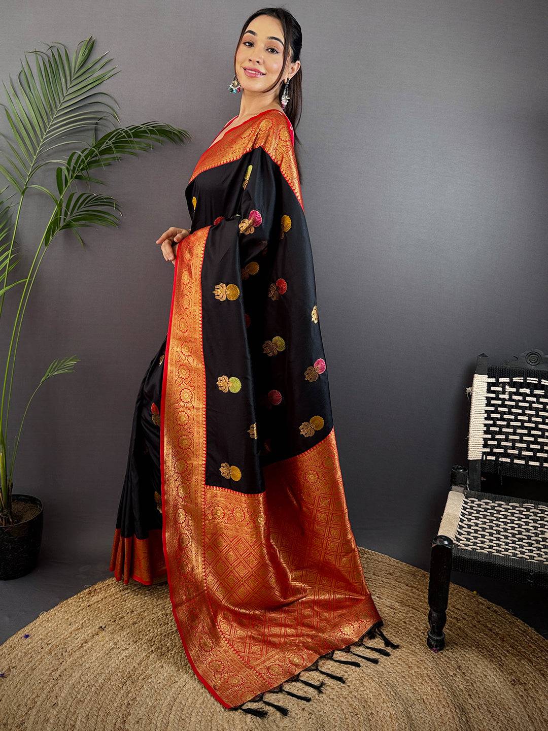 Black Meenakari Butti Soft Gadwal Silk Saree