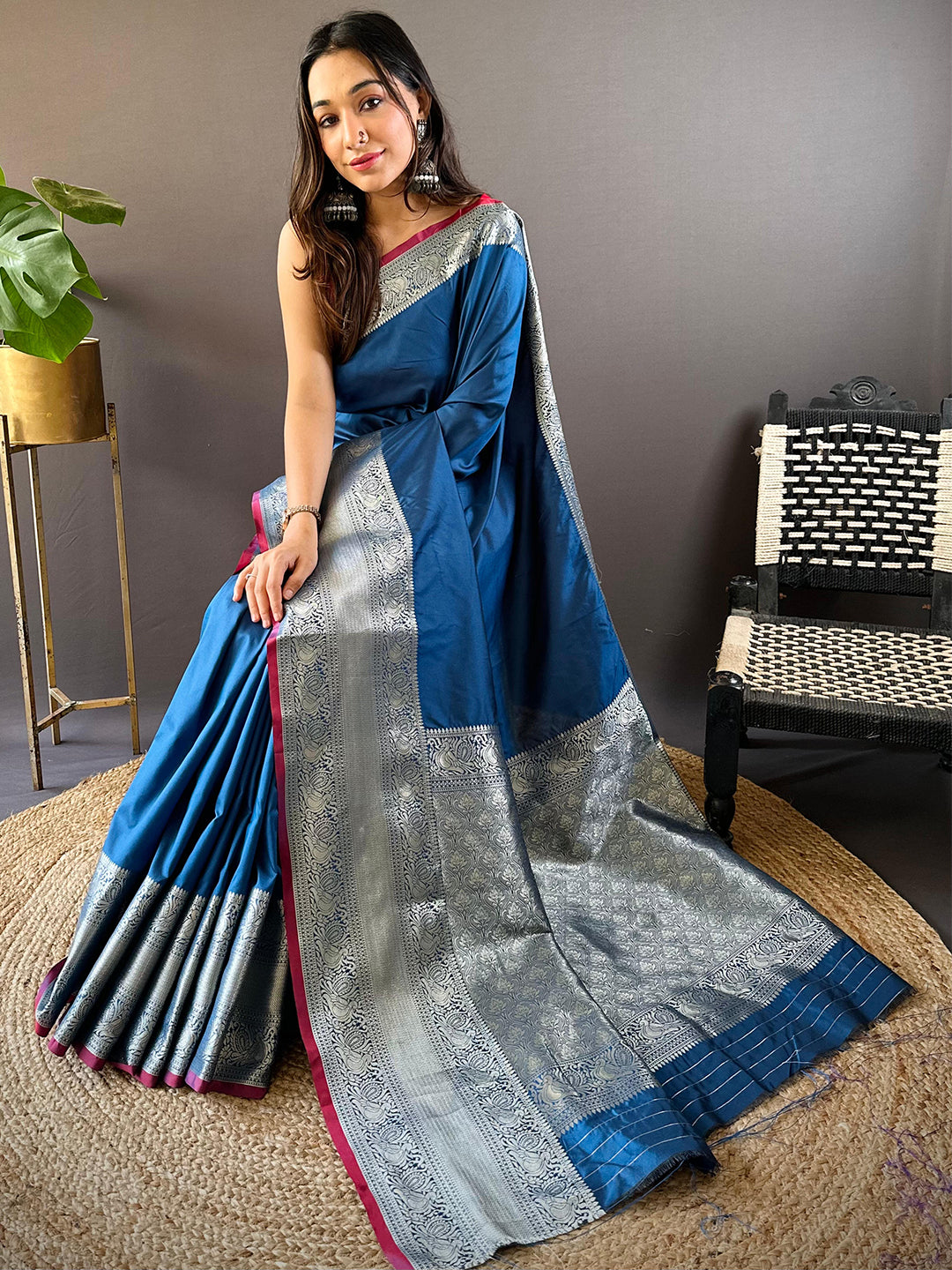 Soft Silk Woven Design Zari Kanchi Blend Banarasi Saree