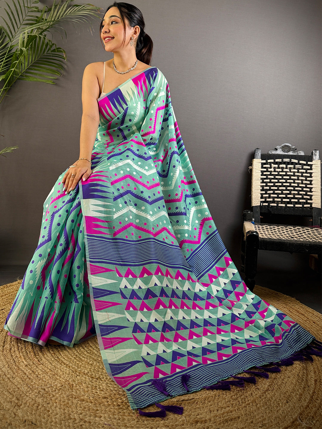 Radiant Dhakai Cotton Jamdani Saree