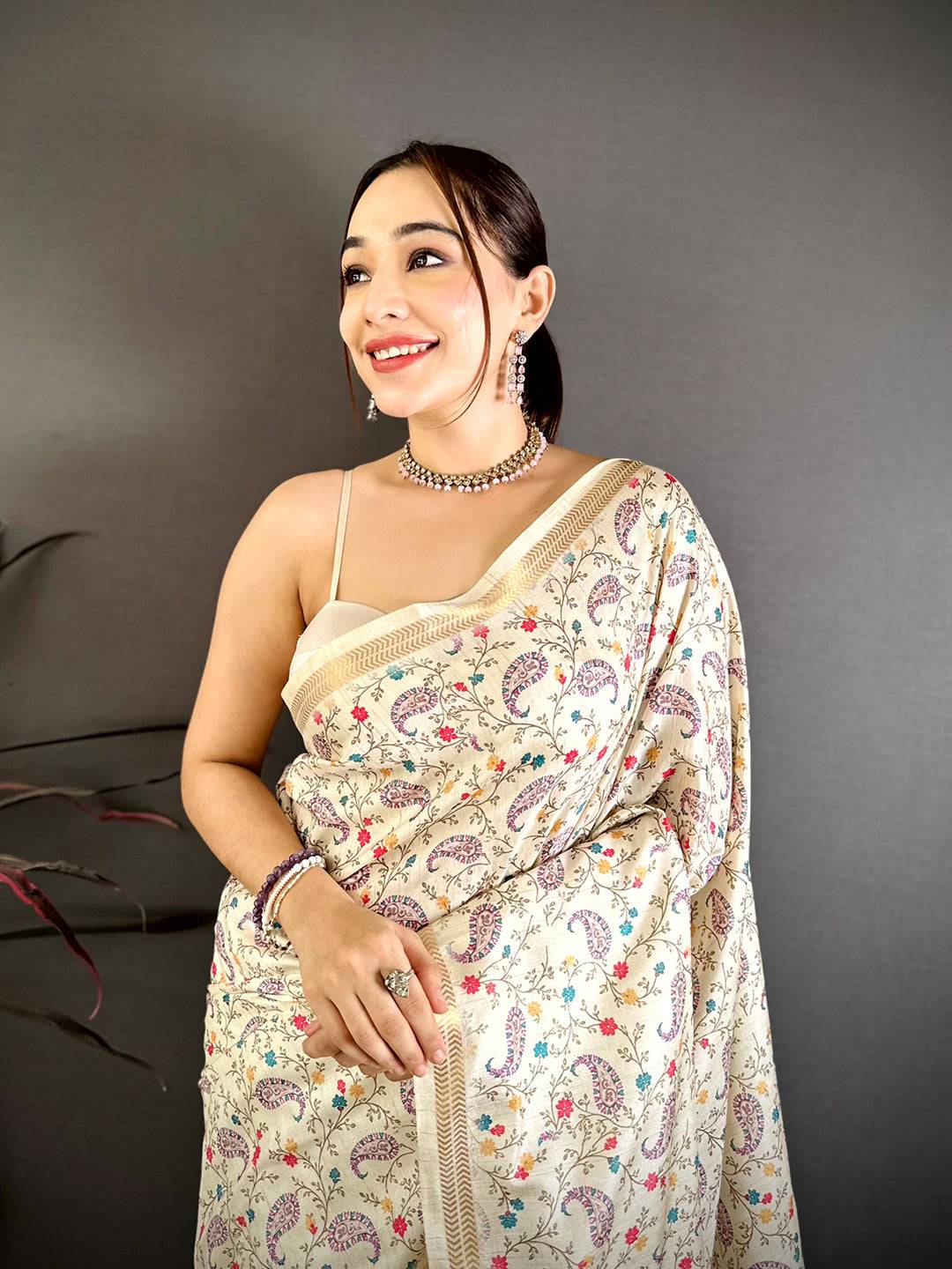 Classic Digital Kashmiri Print Soft Tussar Saree
